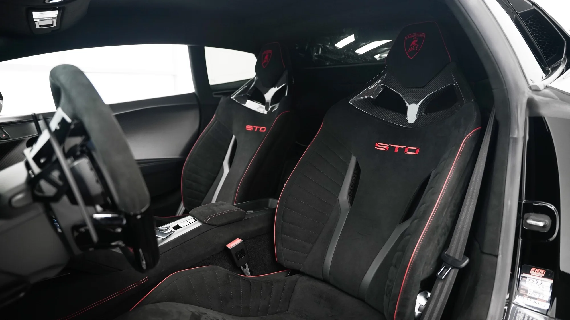 2021 Lamborghini Huracan STO thumbnail 8