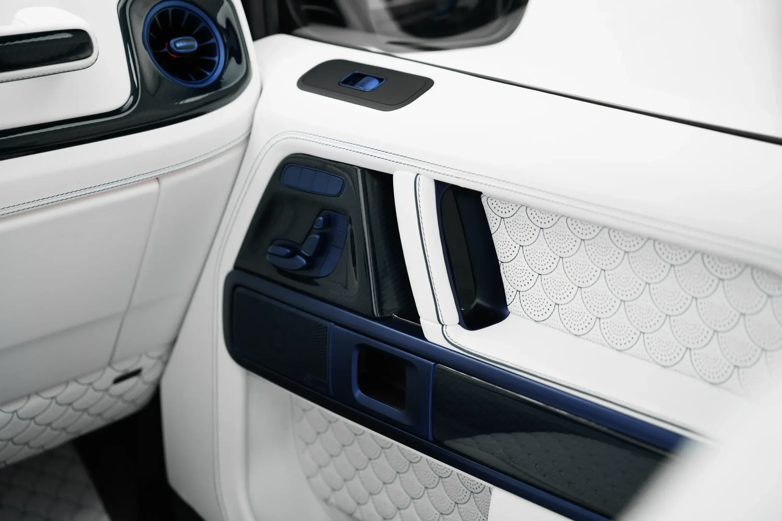 2025 Mercedes Benz Brabus 800 Masterpiece thumbnail 24
