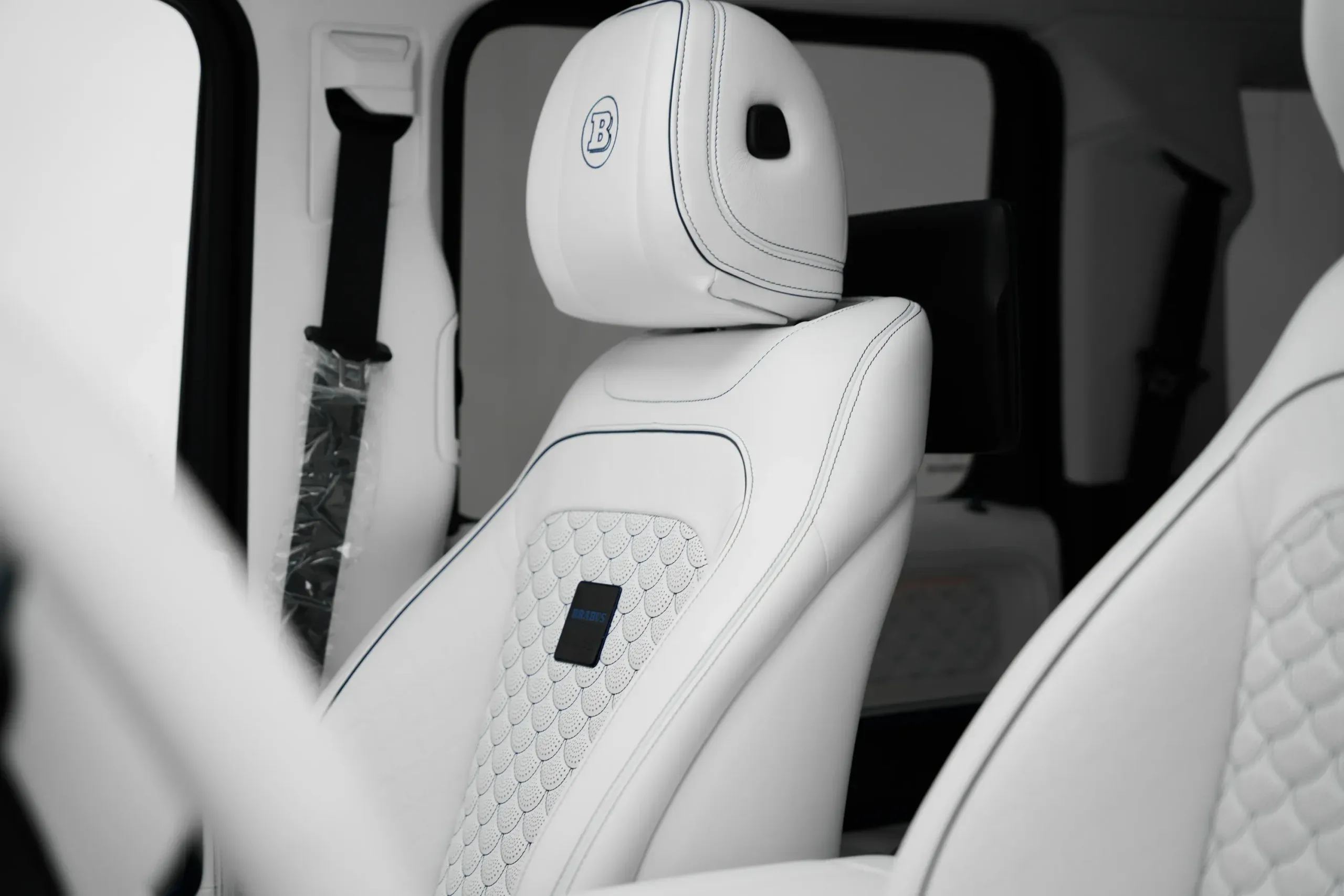 2025 Mercedes Benz Brabus 800 Masterpiece thumbnail 10