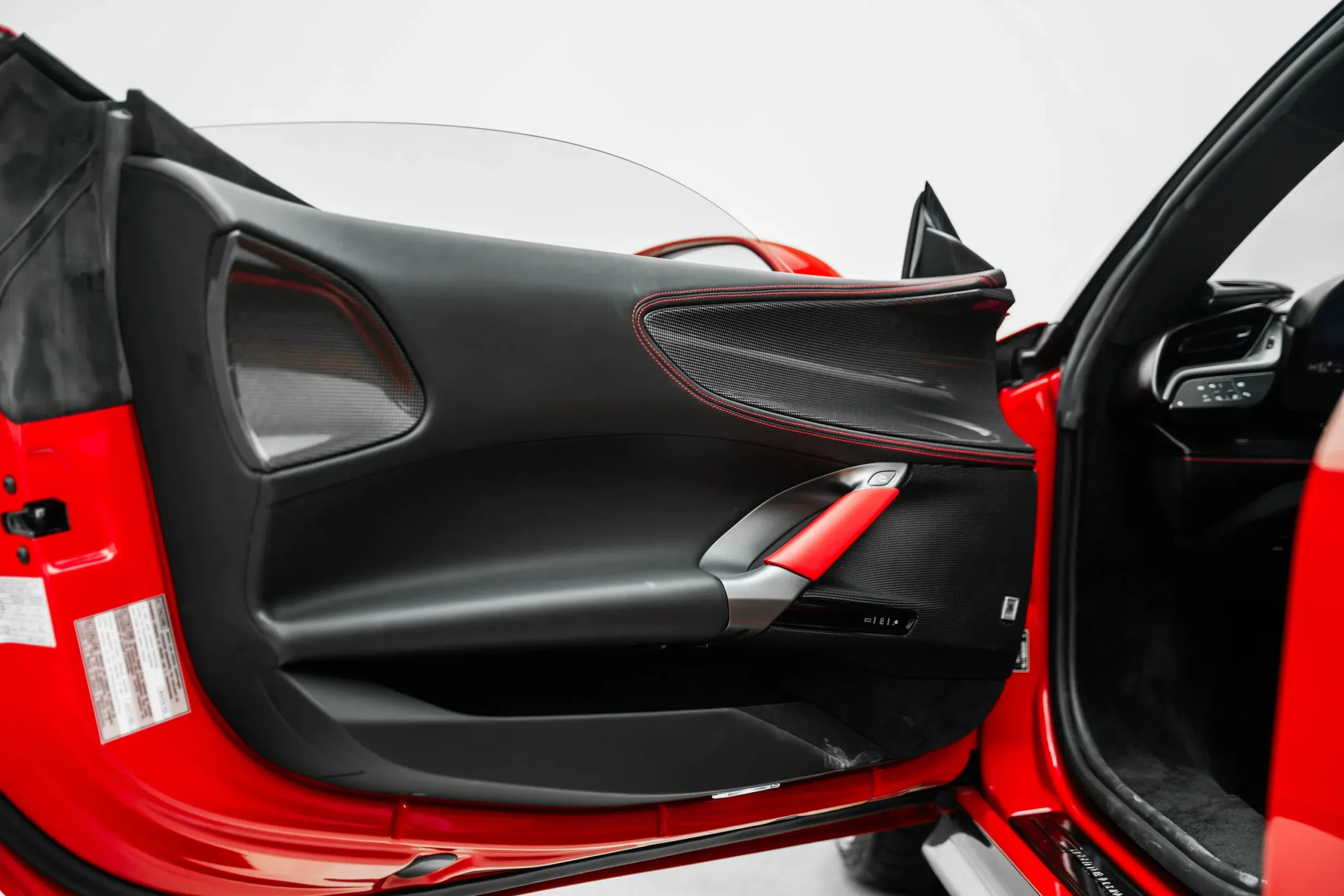 2023 Ferrari SF90 Spider Assetto Fiorano with Warranty and Service Contract thumbnail 6