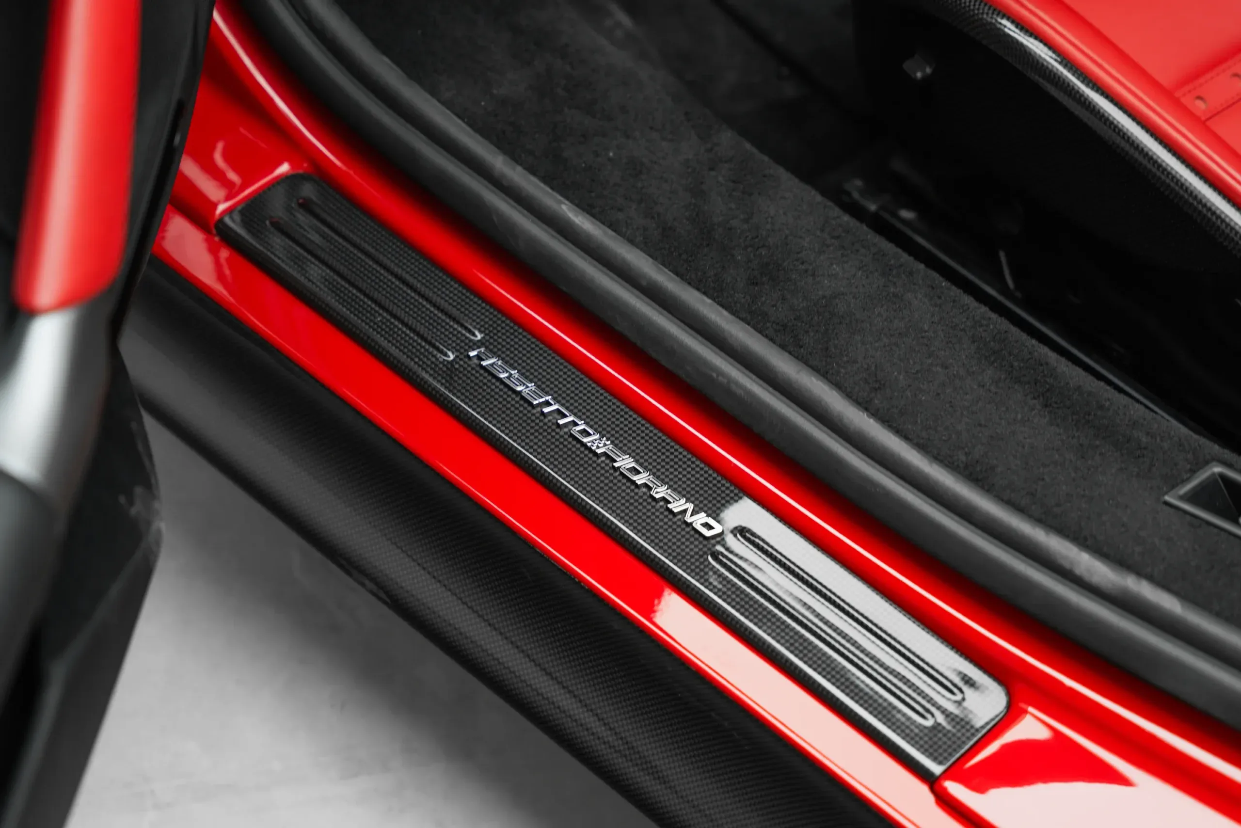 2023 Ferrari SF90 Spider Assetto Fiorano with Warranty and Service Contract thumbnail 10