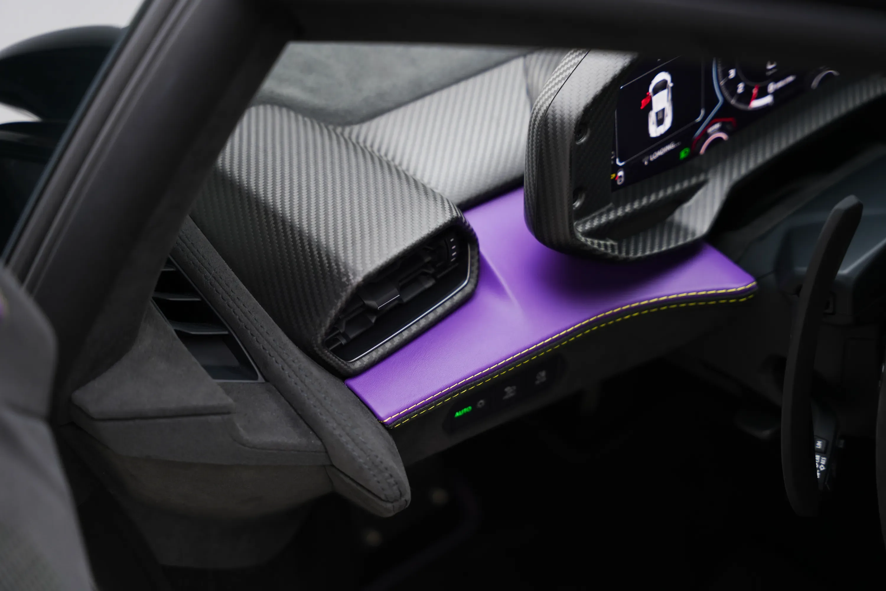 2024 Lamborghini Revuelto thumbnail 7