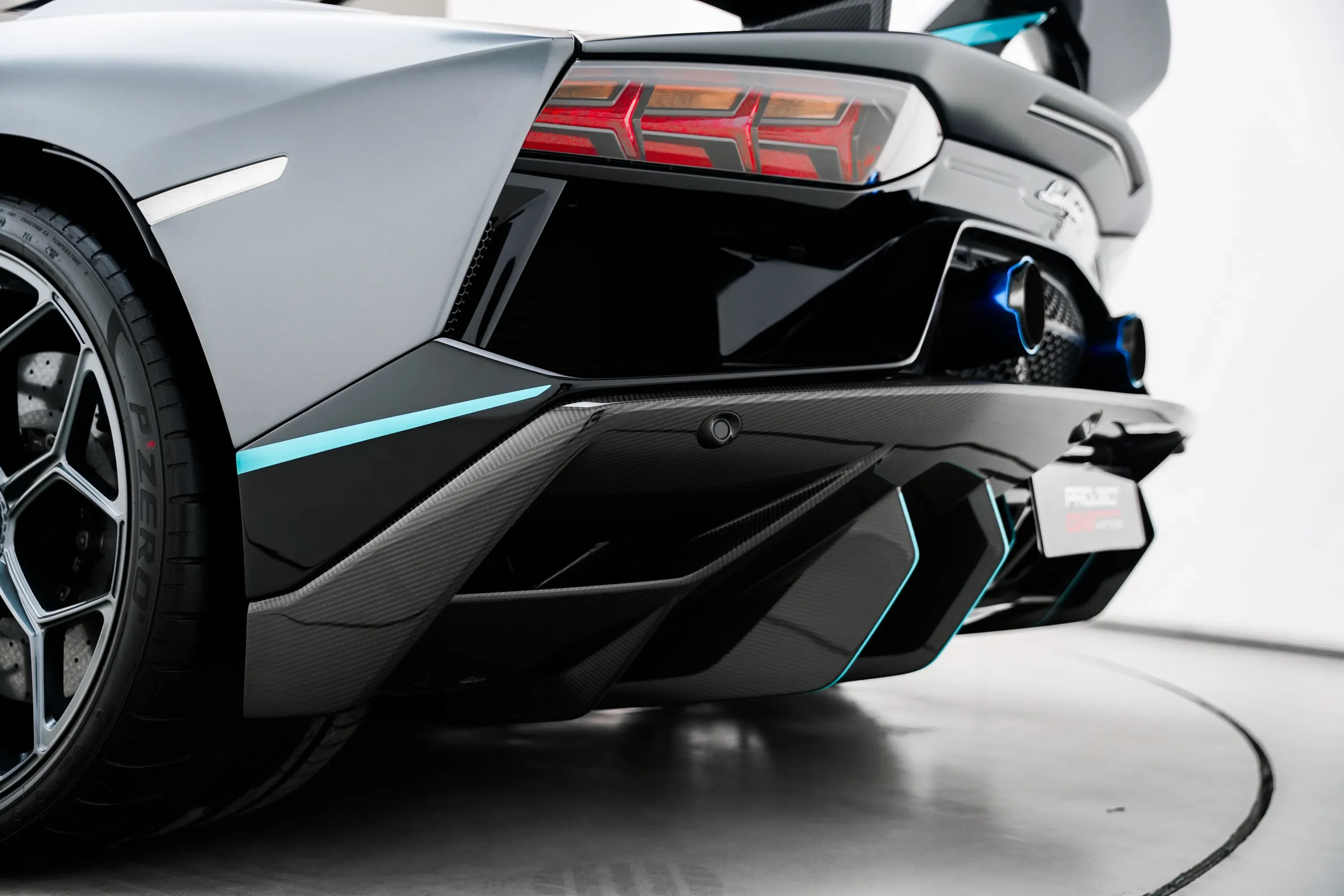 2022 Lamborghini Aventador SVJ 63 thumbnail 16