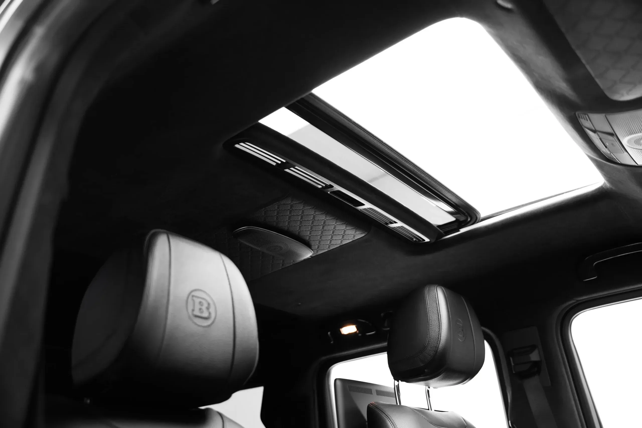 2025 Mercedes-Benz Brabus 800 Super Black thumbnail 17