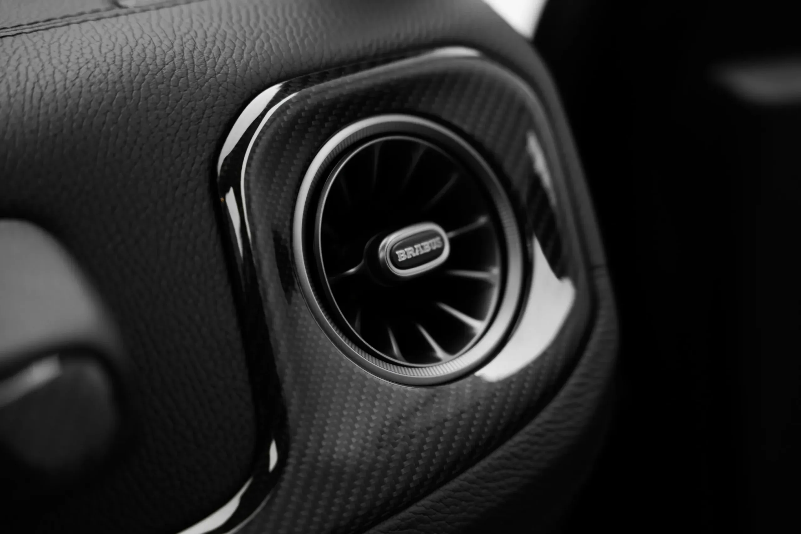 2025 Mercedes-Benz Brabus 800 Super Black thumbnail 18