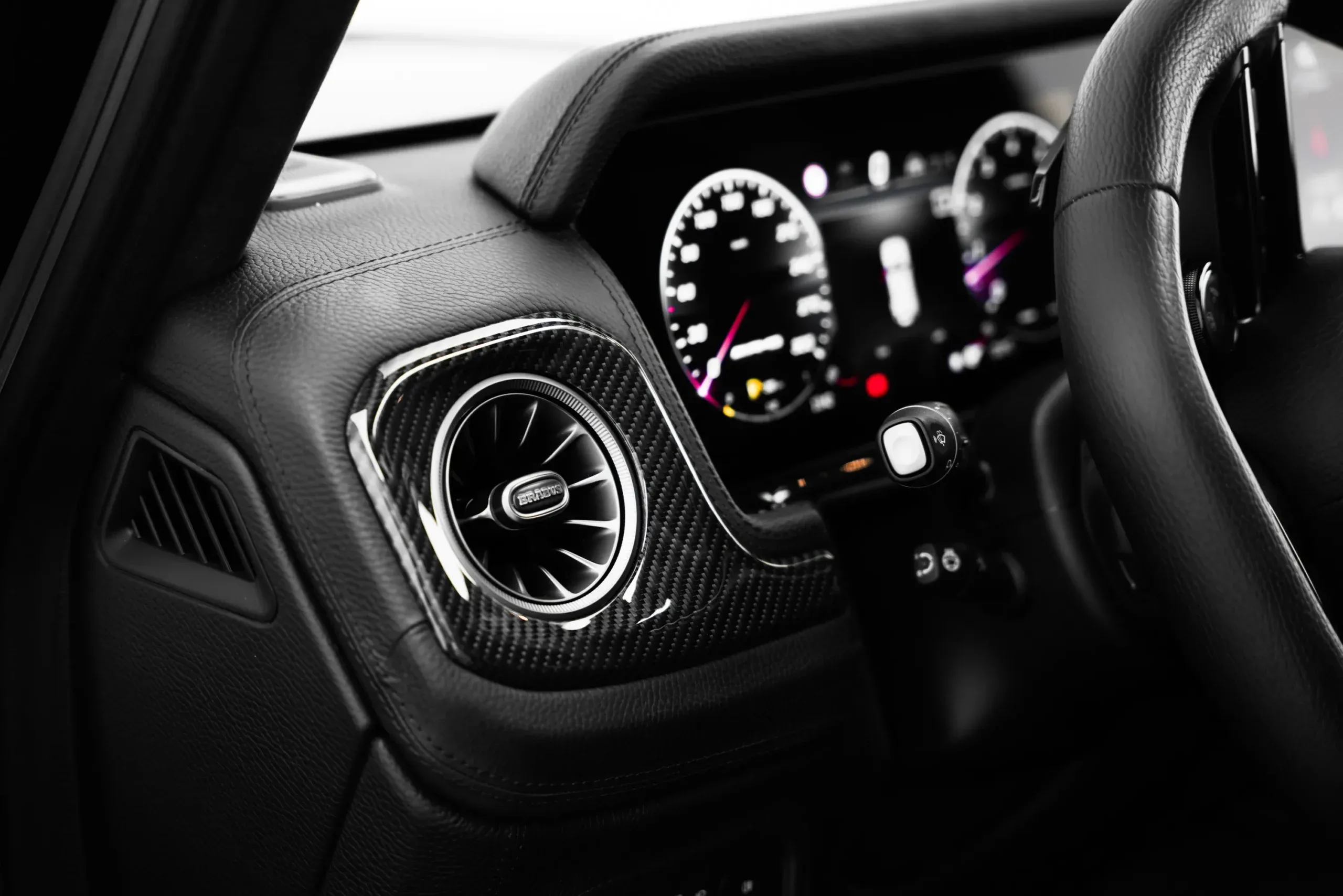 2025 Mercedes-Benz Brabus 800 Super Black thumbnail 7