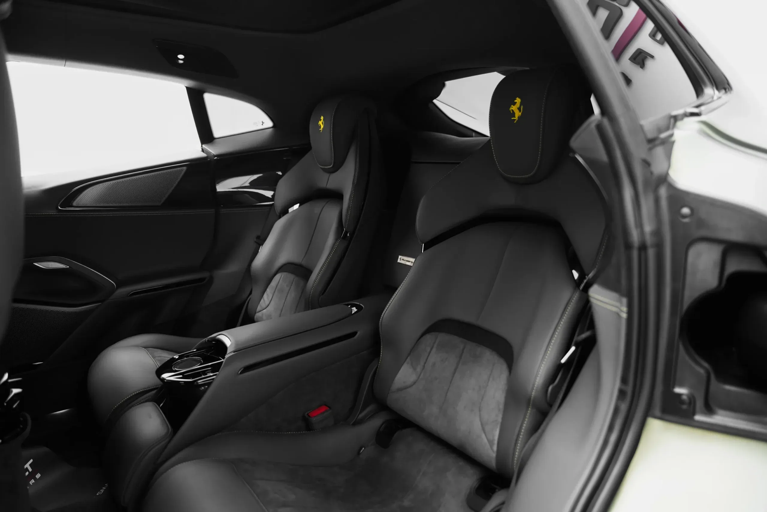 2024 Ferrari Purosangue with Novitec Kit thumbnail 13