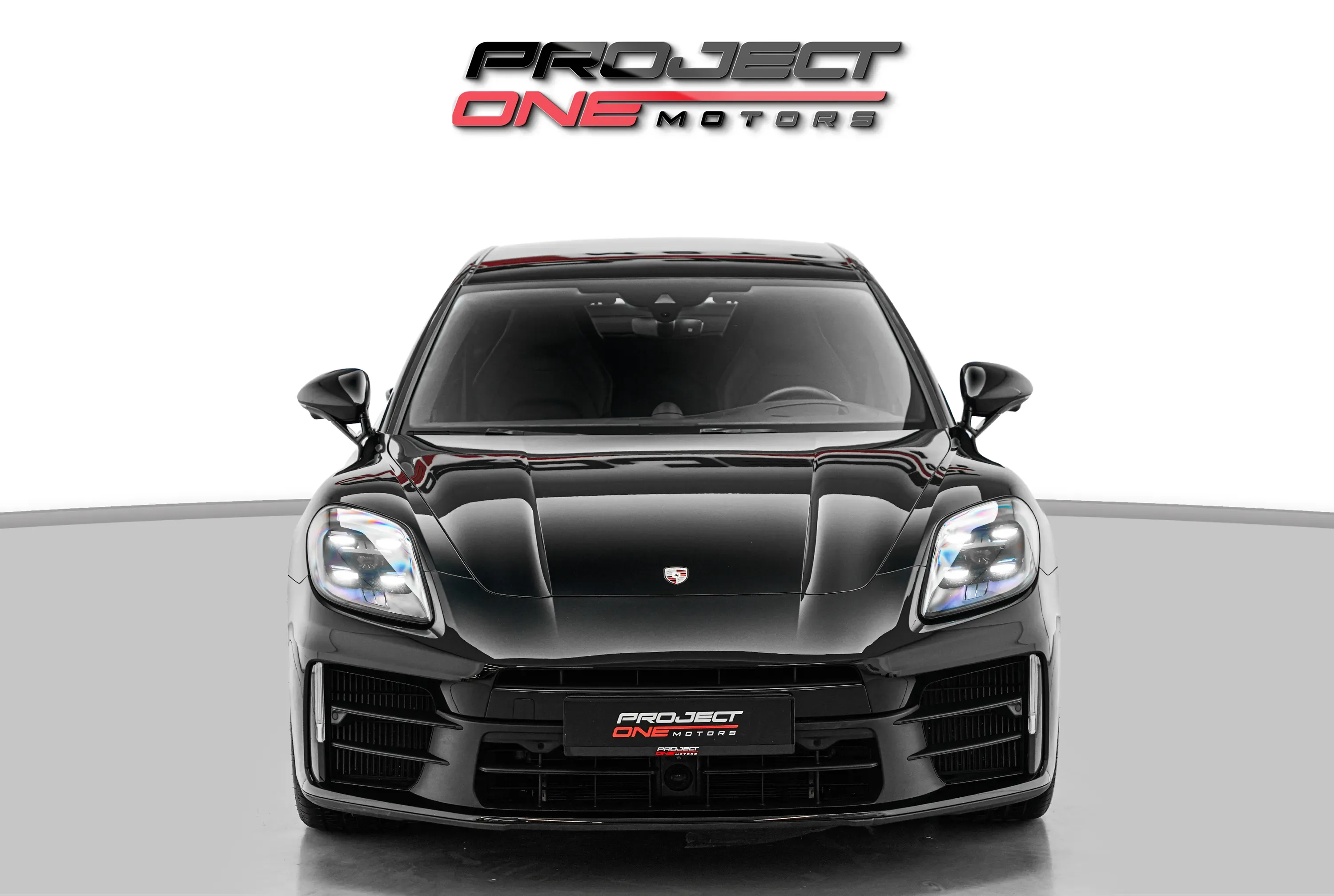 2024 Porsche Panamera 4 E-Hybrid - photo 2 of 20