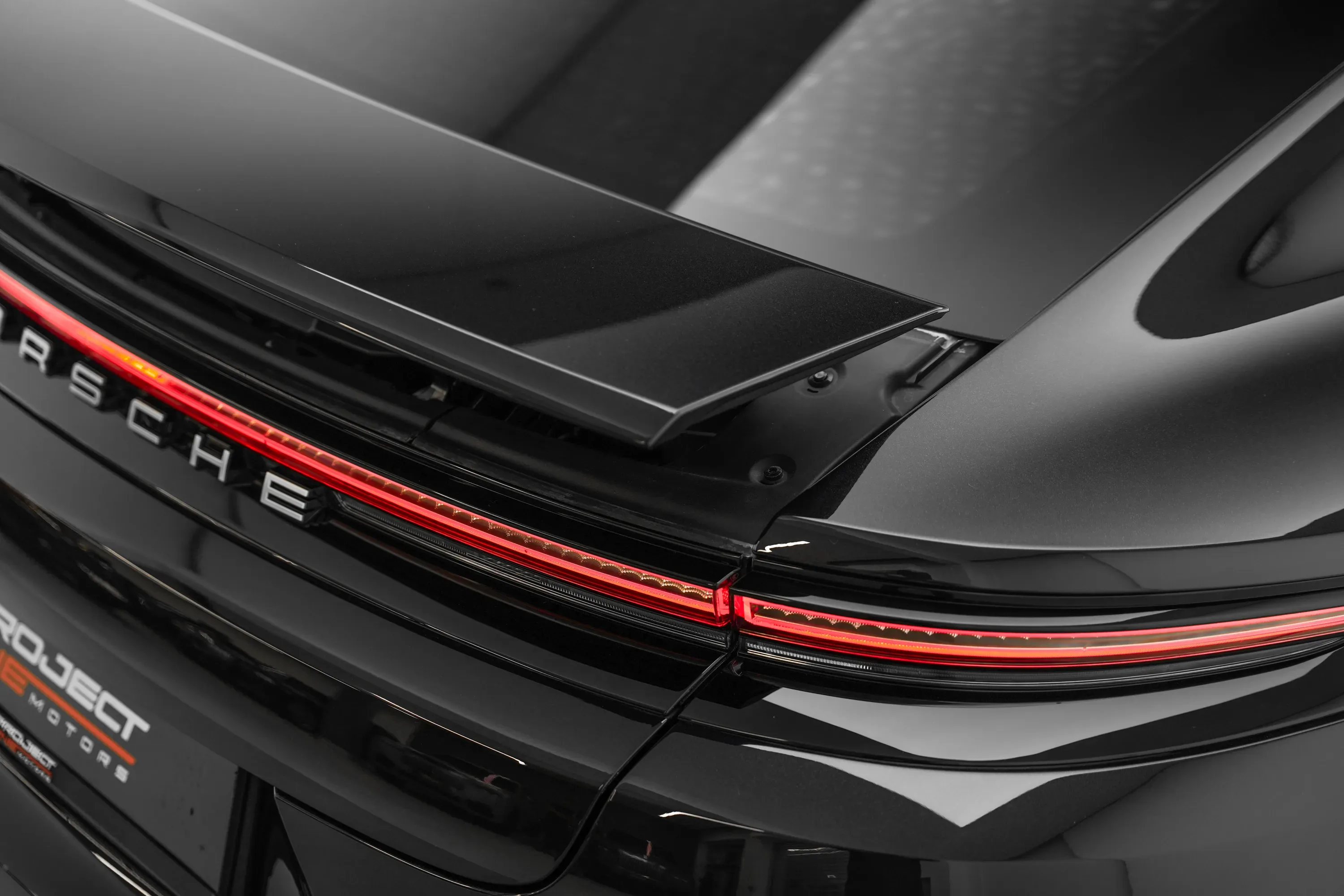 2024 Porsche Panamera 4 E-Hybrid thumbnail 12