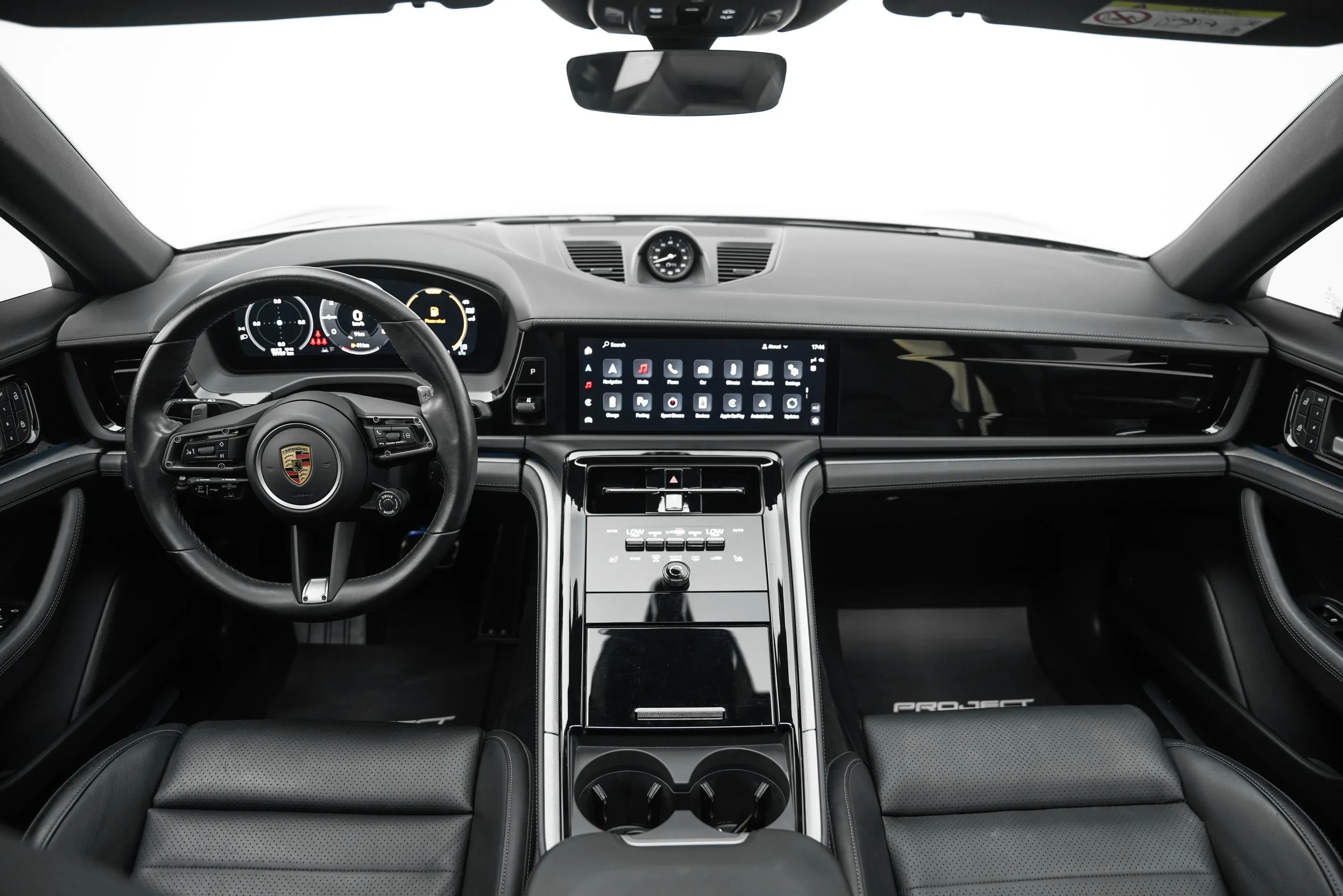2024 Porsche Panamera 4 E-Hybrid thumbnail 14