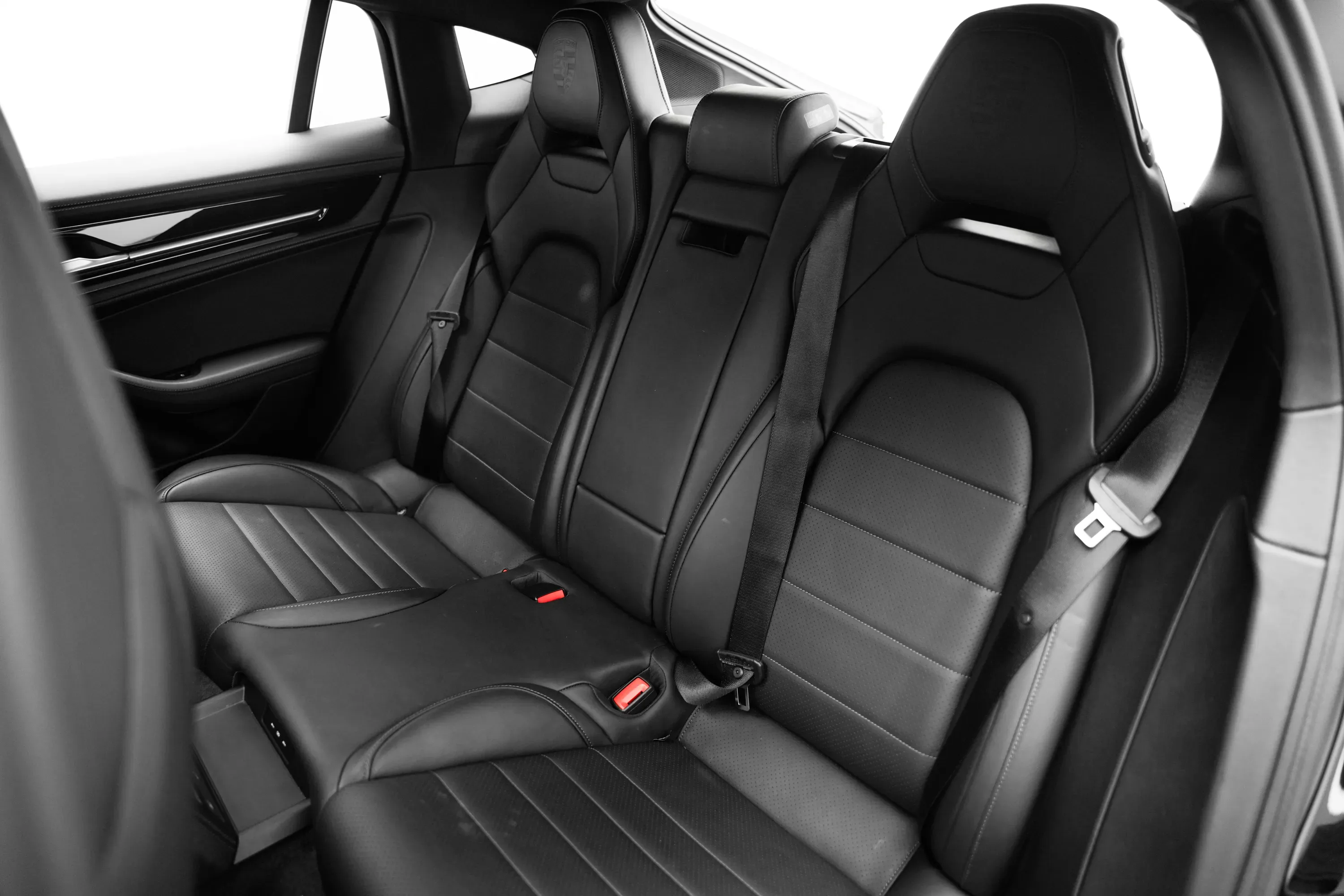 2024 Porsche Panamera 4 E-Hybrid thumbnail 20
