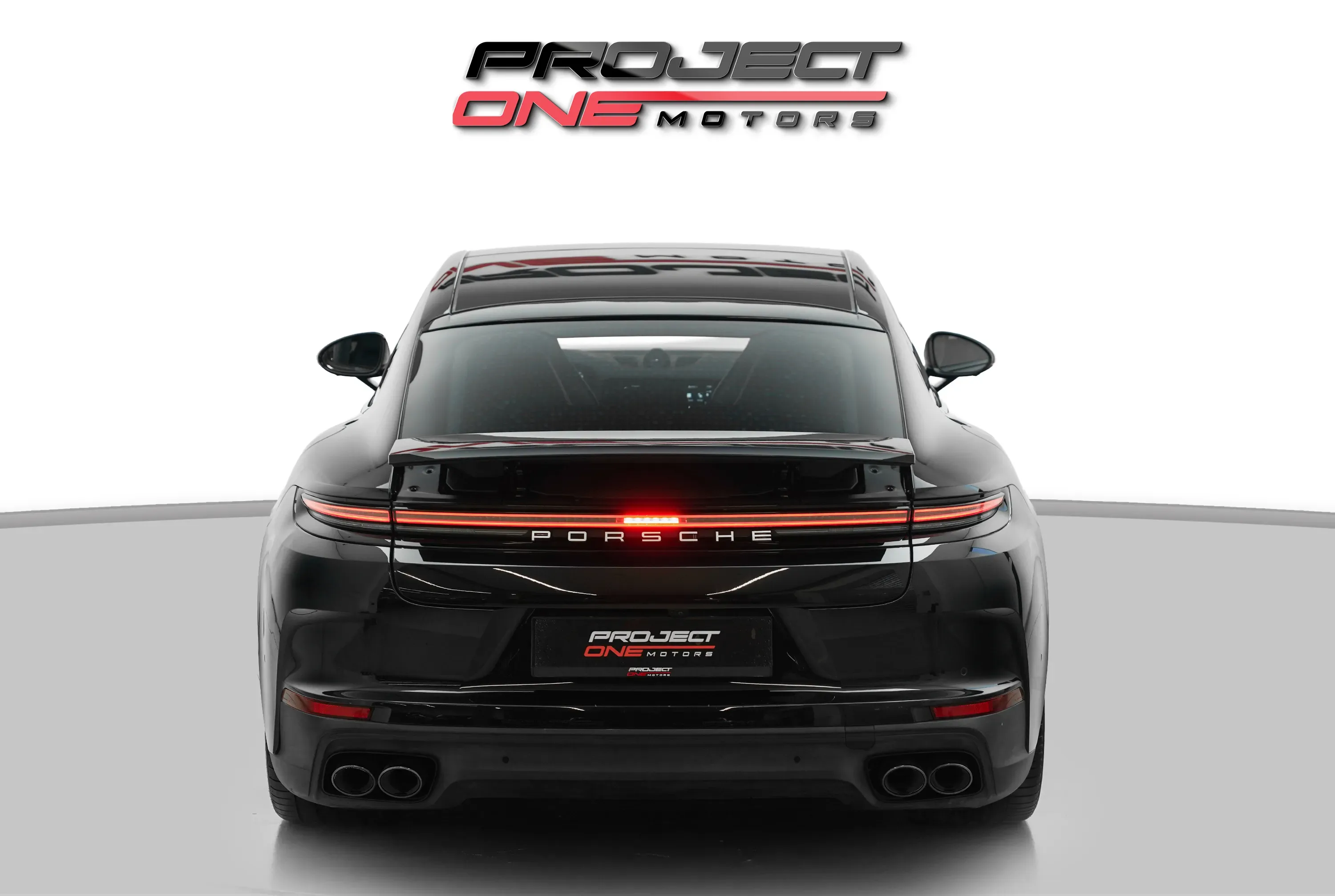 2024 Porsche Panamera 4 E-Hybrid thumbnail 5