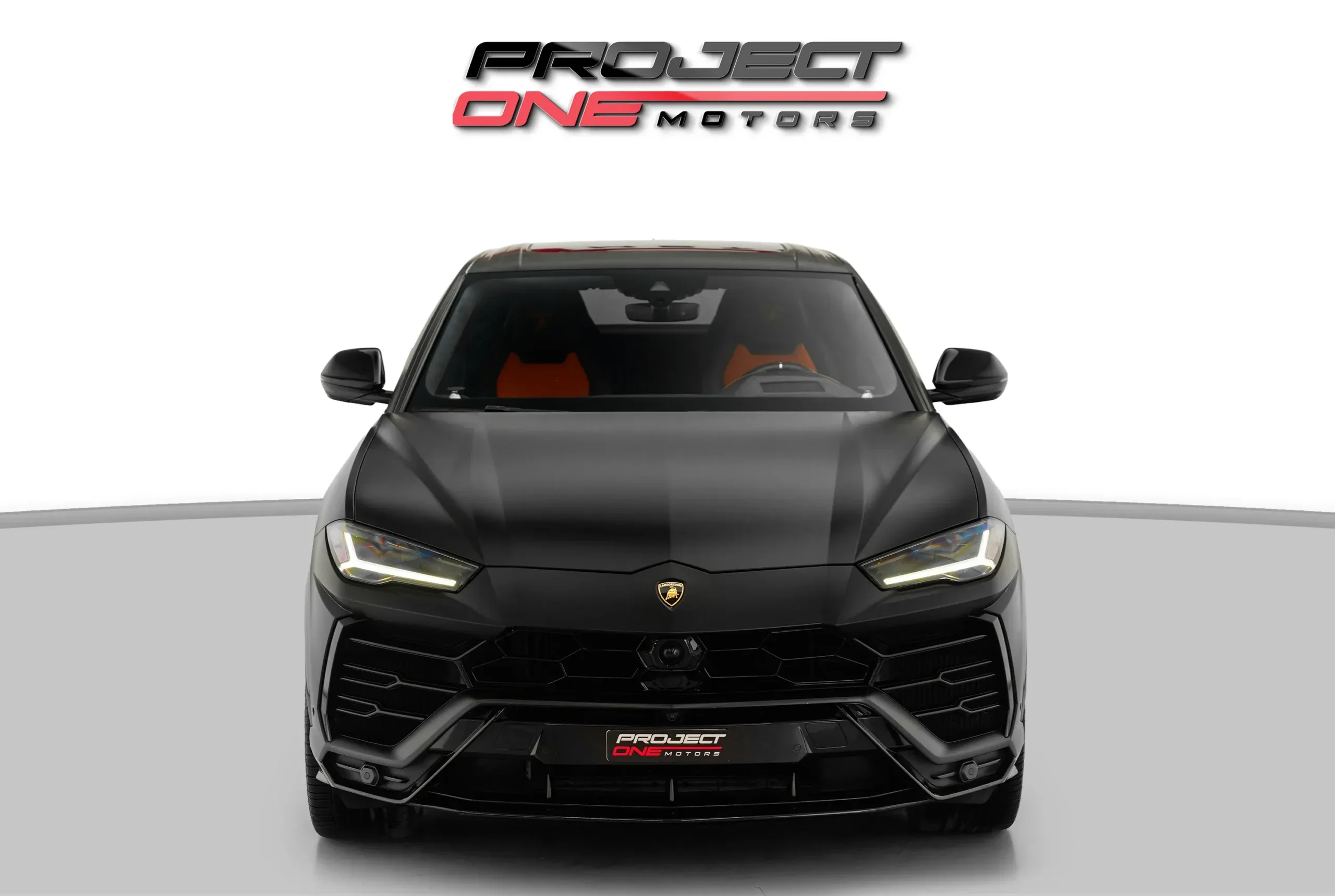 2022 Lamborghini Urus - photo 2 of 17