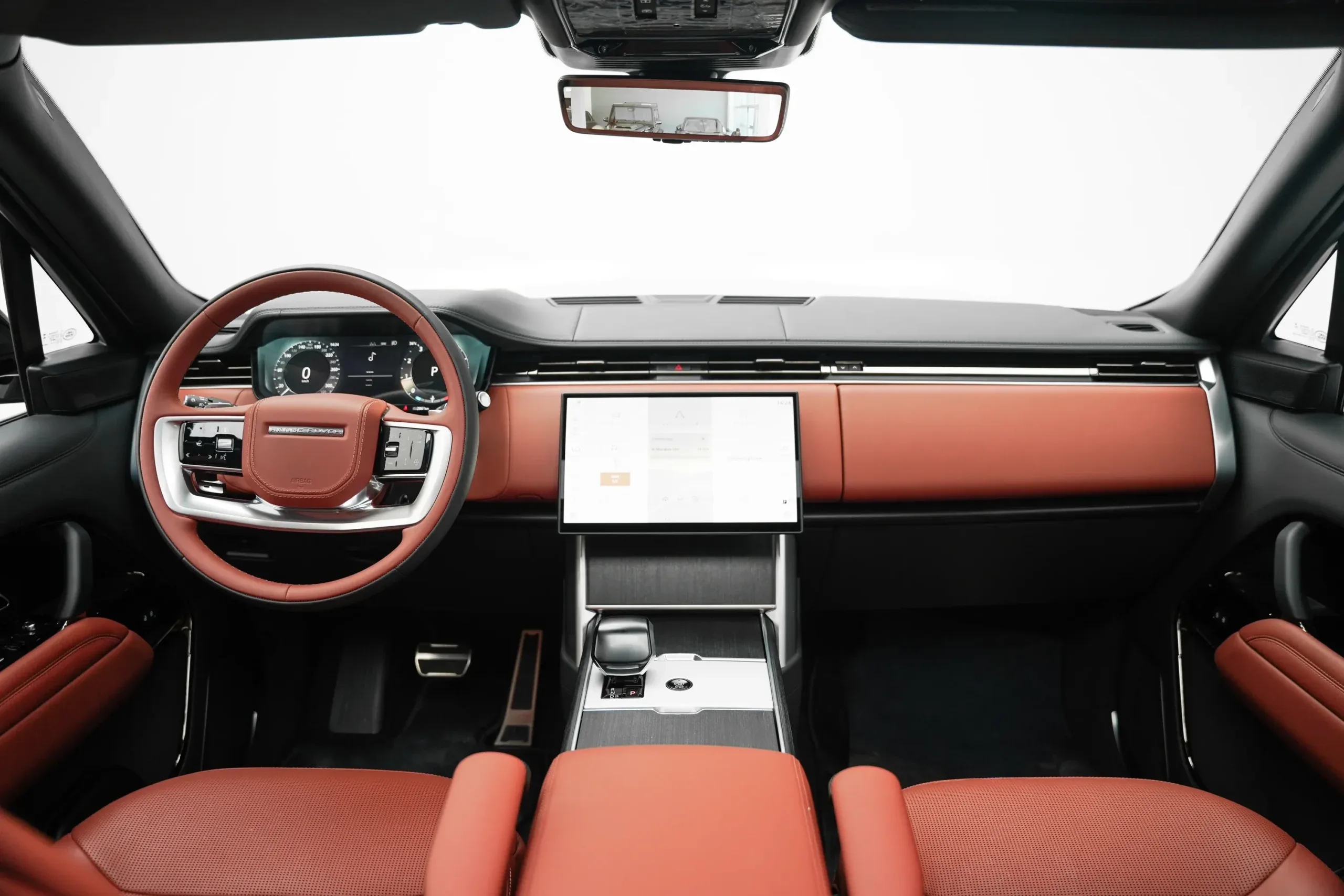 2025 Land Rover Range Rover SV with Service Contract thumbnail 7
