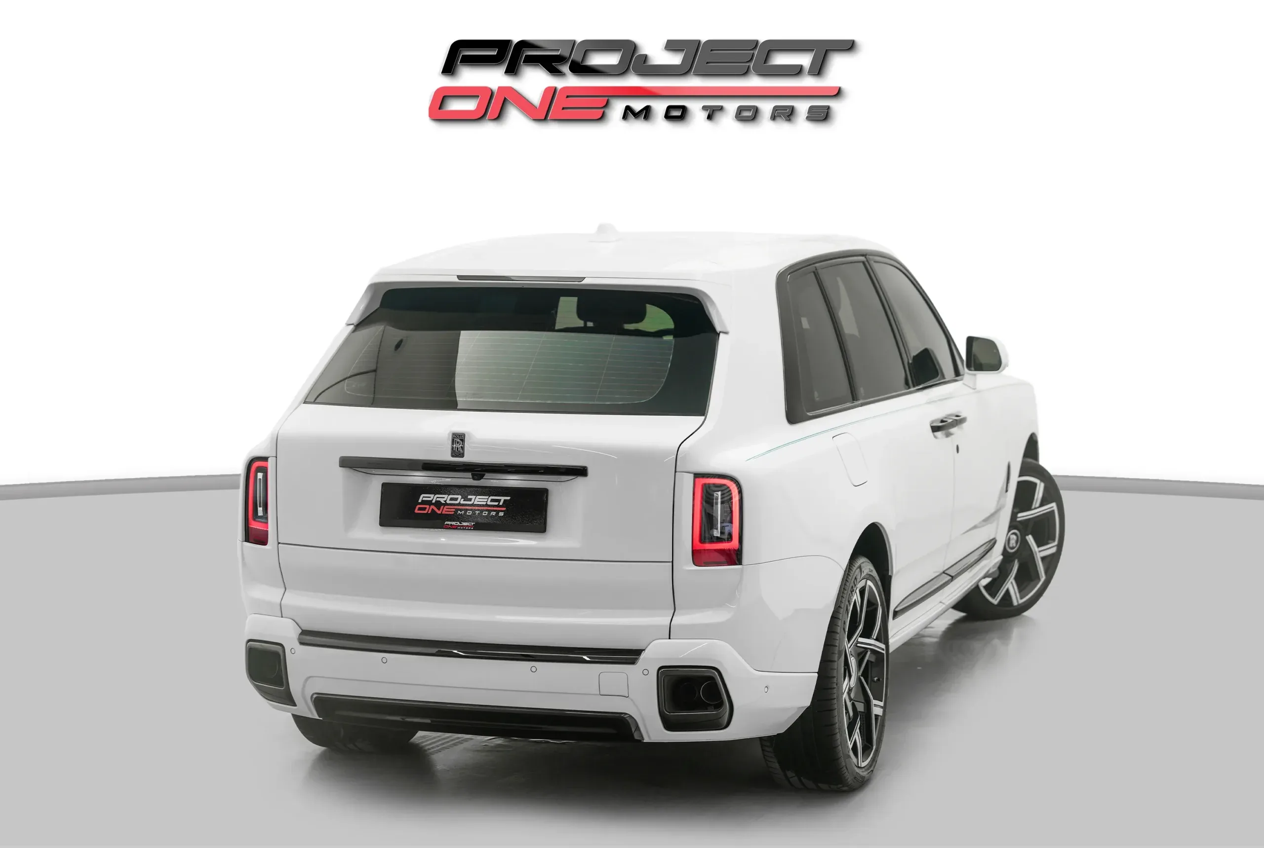 2026 Rolls Royce Cullinan Black Badge with Warranty and Service Contract thumbnail 4