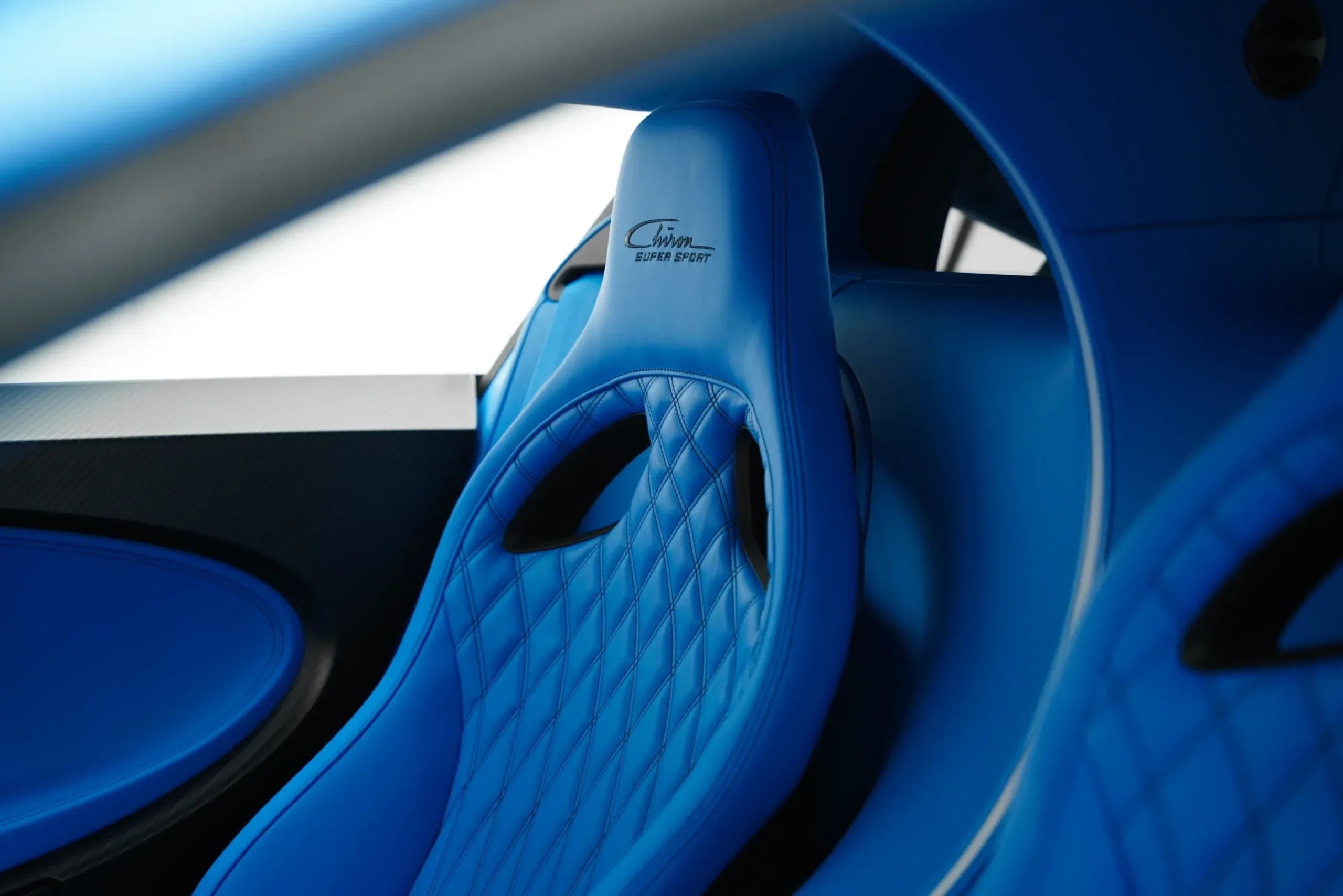 2023 Bugatti Chiron Super Sport thumbnail 11