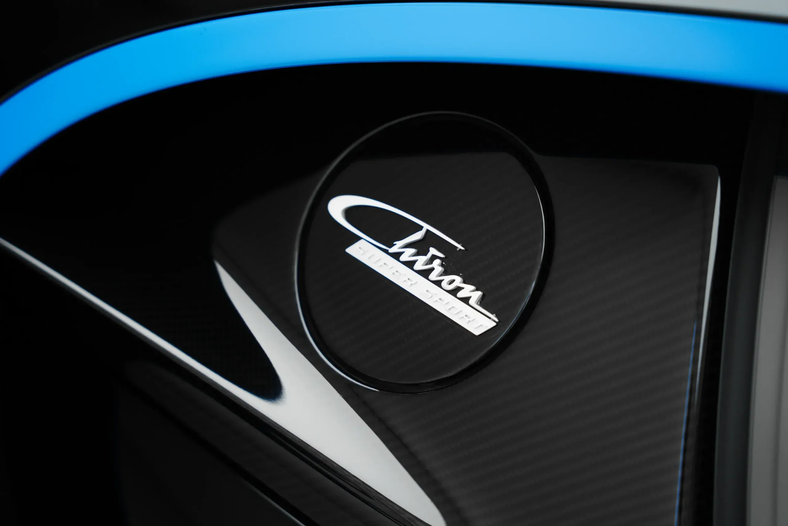2023 Bugatti Chiron Super Sport thumbnail 15
