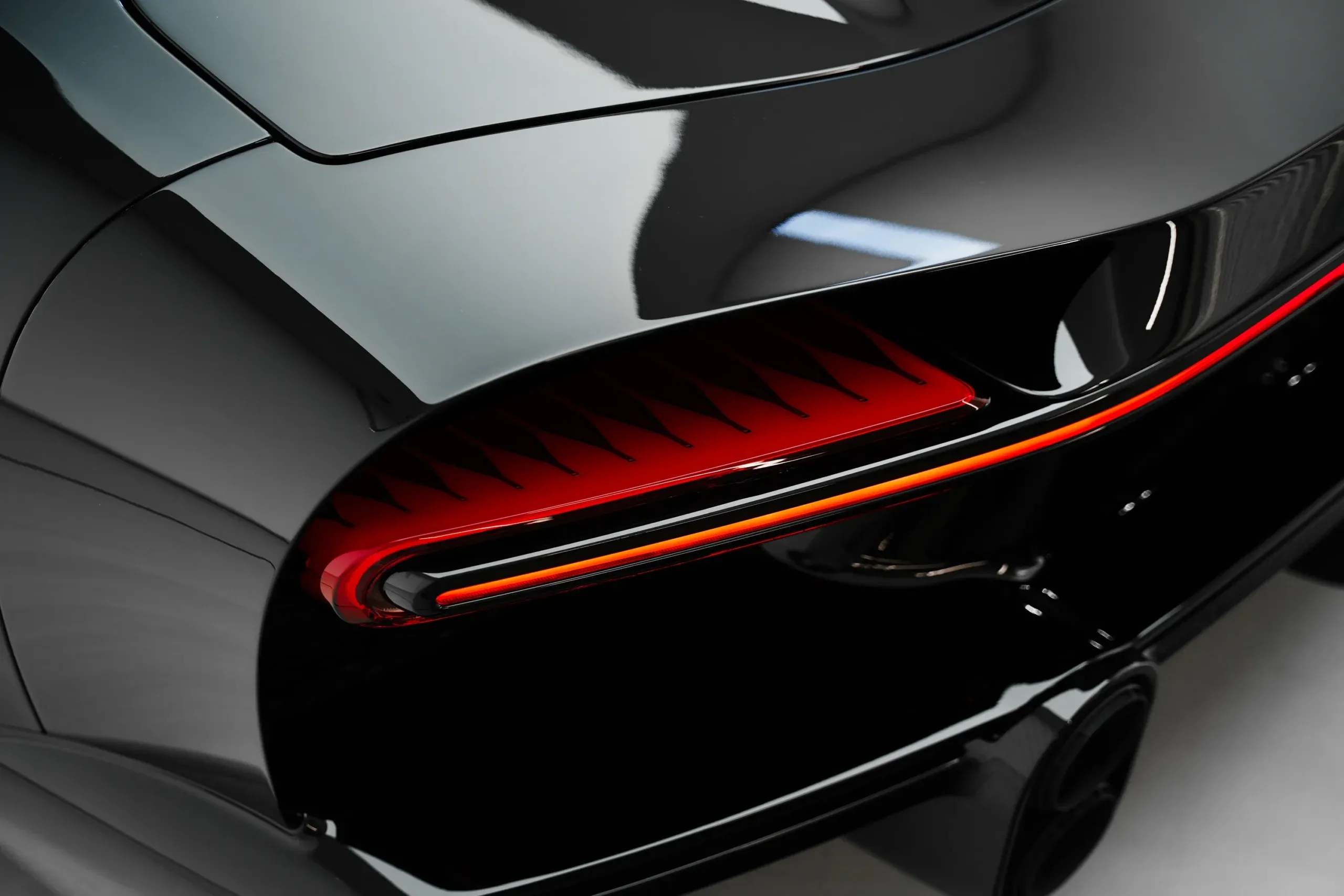 2023 Bugatti Chiron Super Sport thumbnail 19