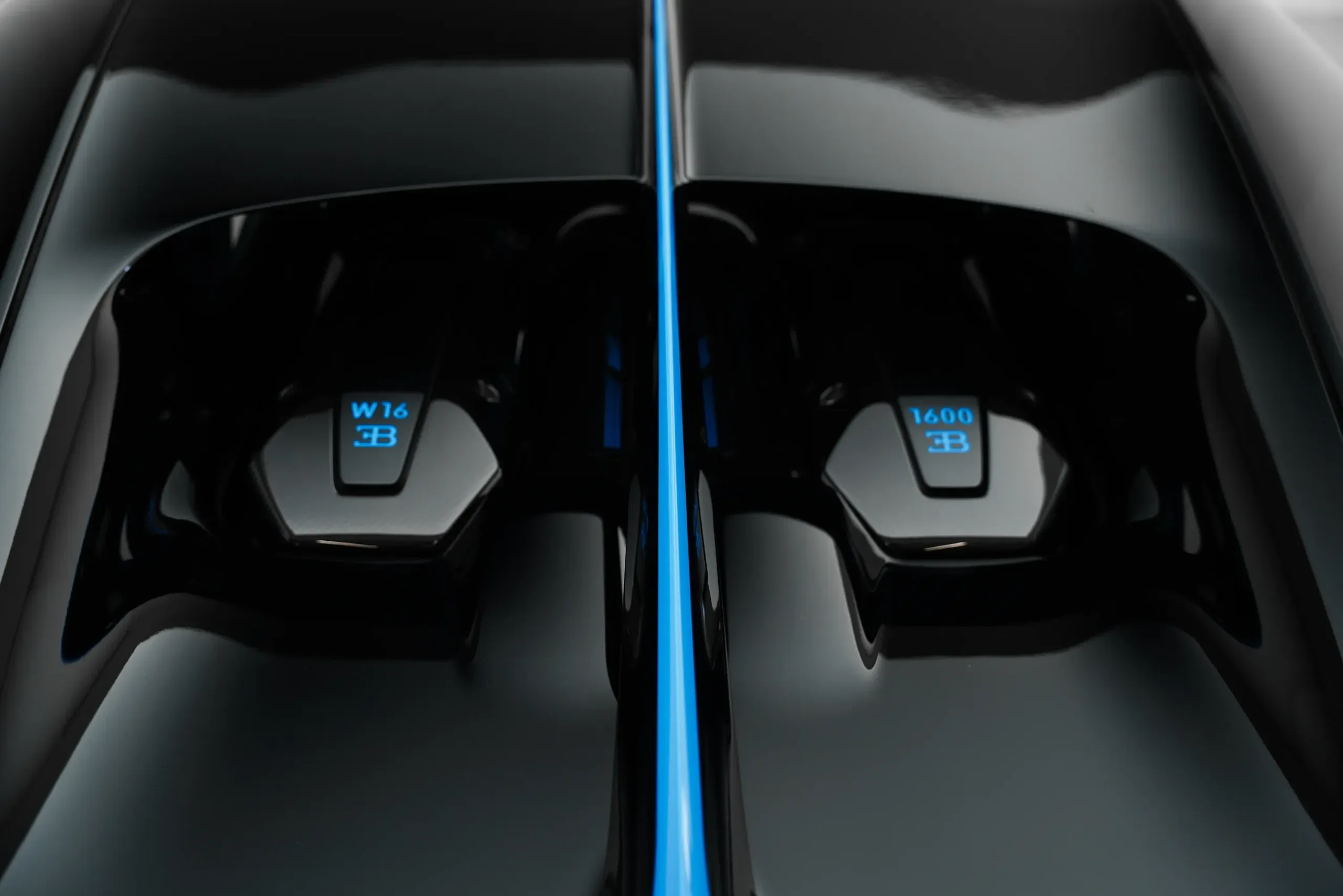 2023 Bugatti Chiron Super Sport thumbnail 20
