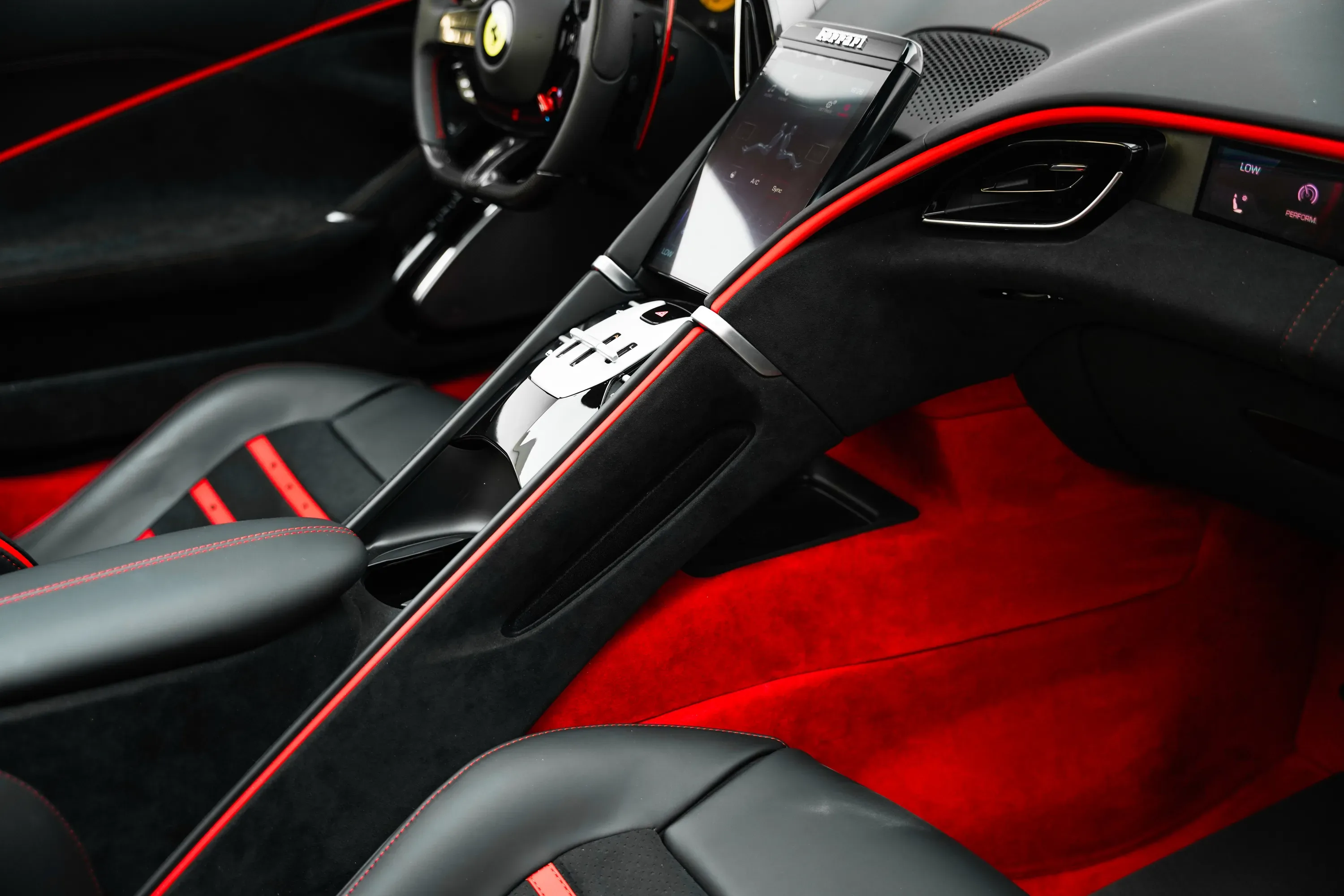 2026 Ferrari Roma Spider thumbnail 16