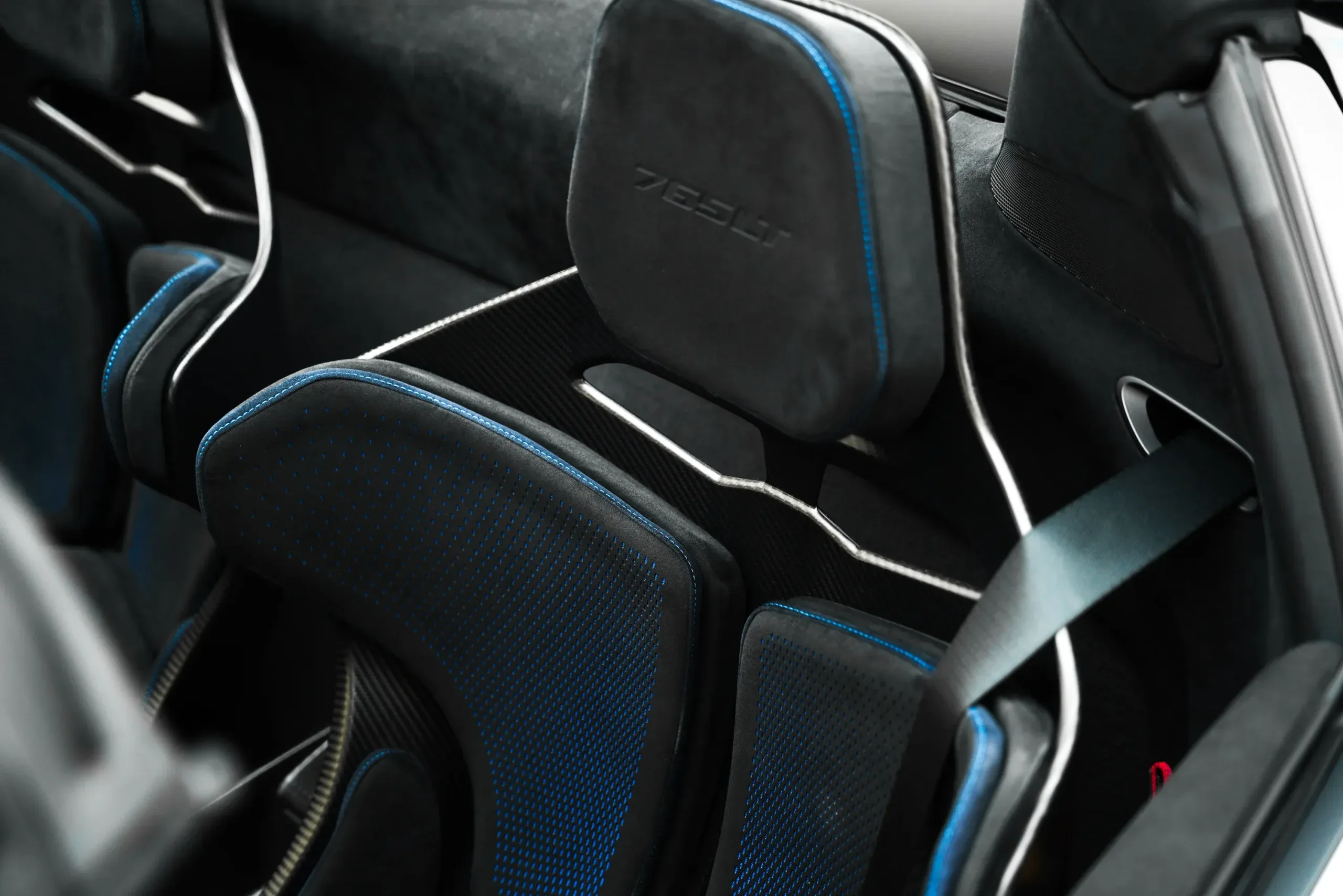 2022 Mclaren 765LT Spider thumbnail 6