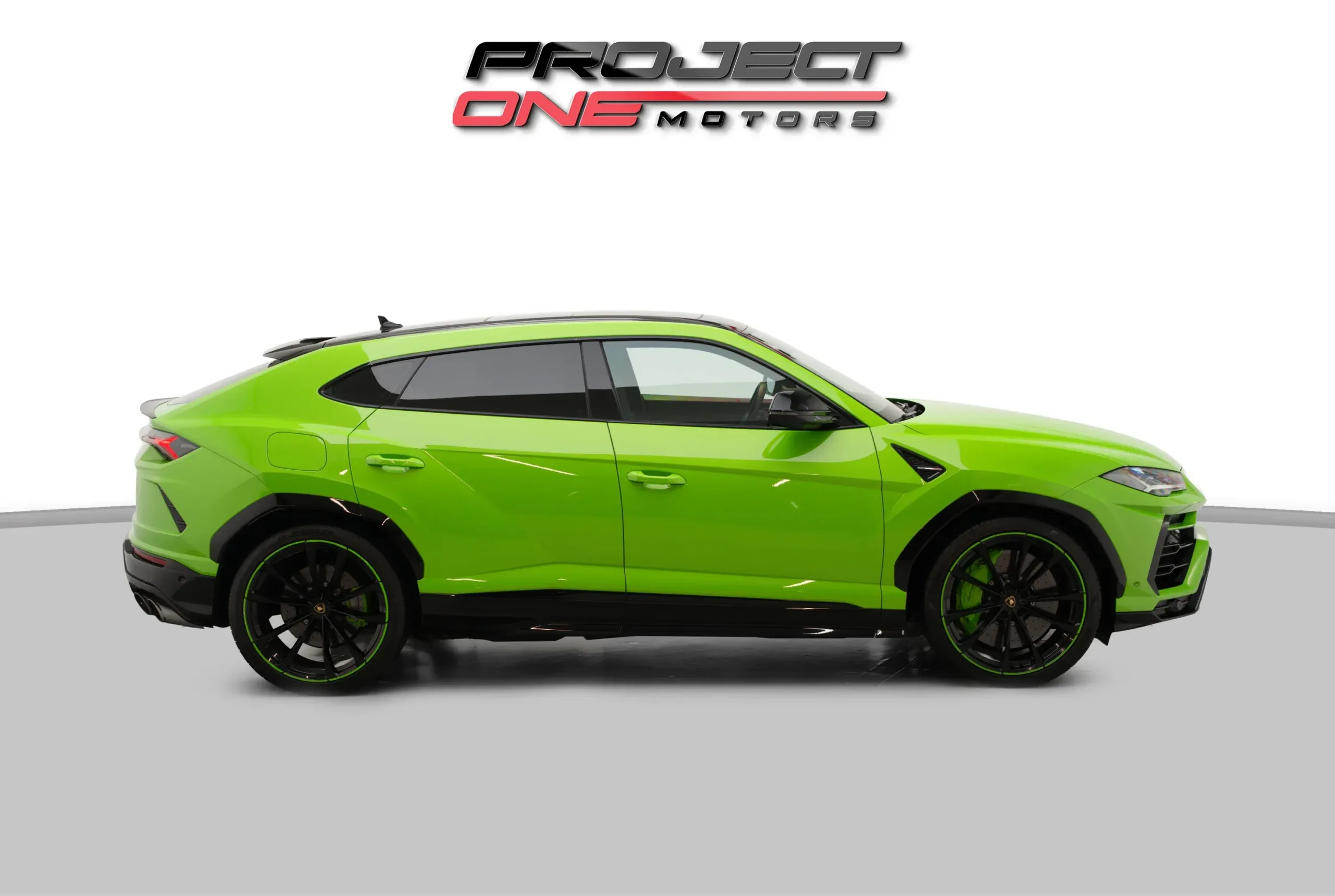 2021 Lamborghini Urus - photo 3 of 19