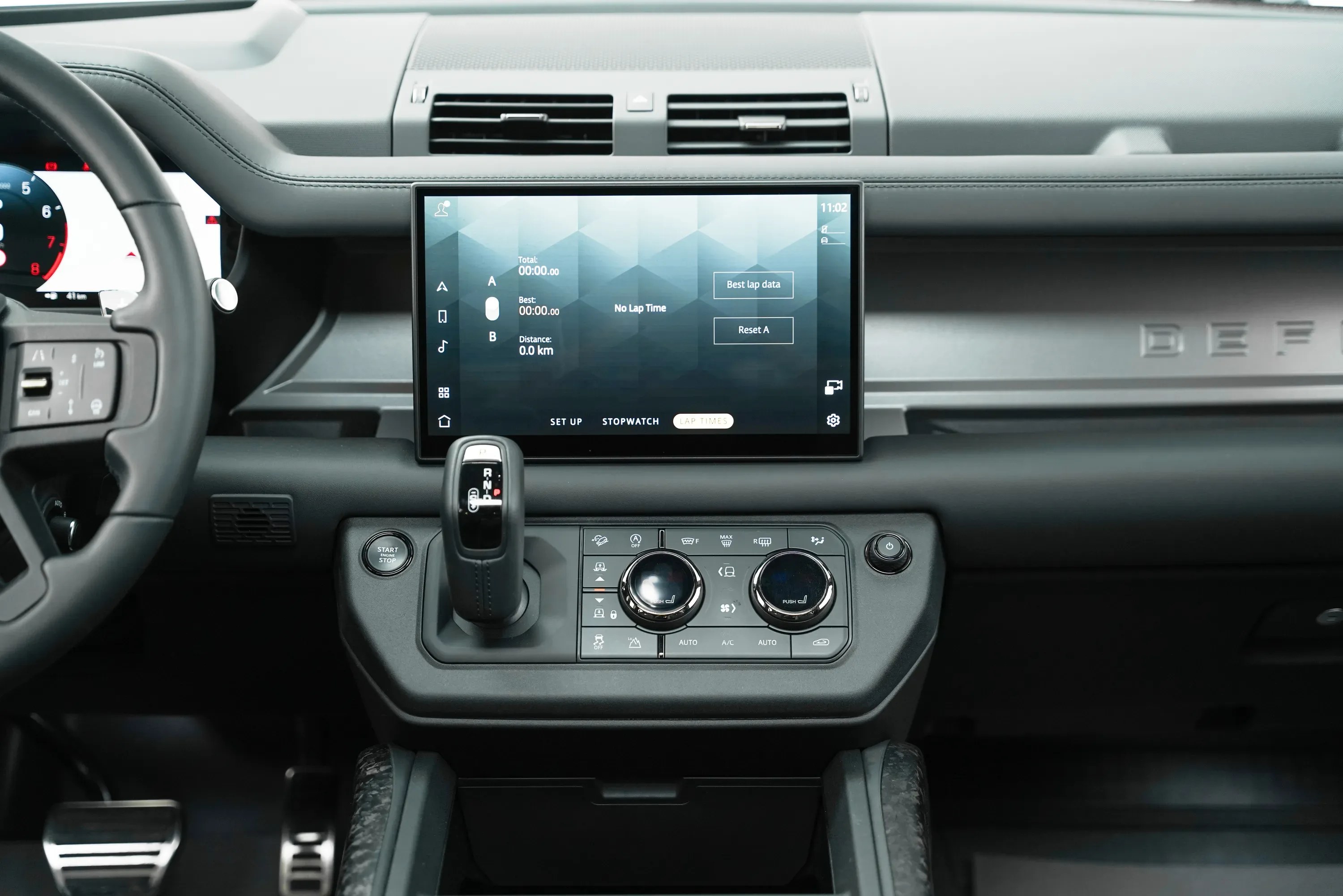 2025 Land Rover Defender 110 Octa Edition One P635 thumbnail 12