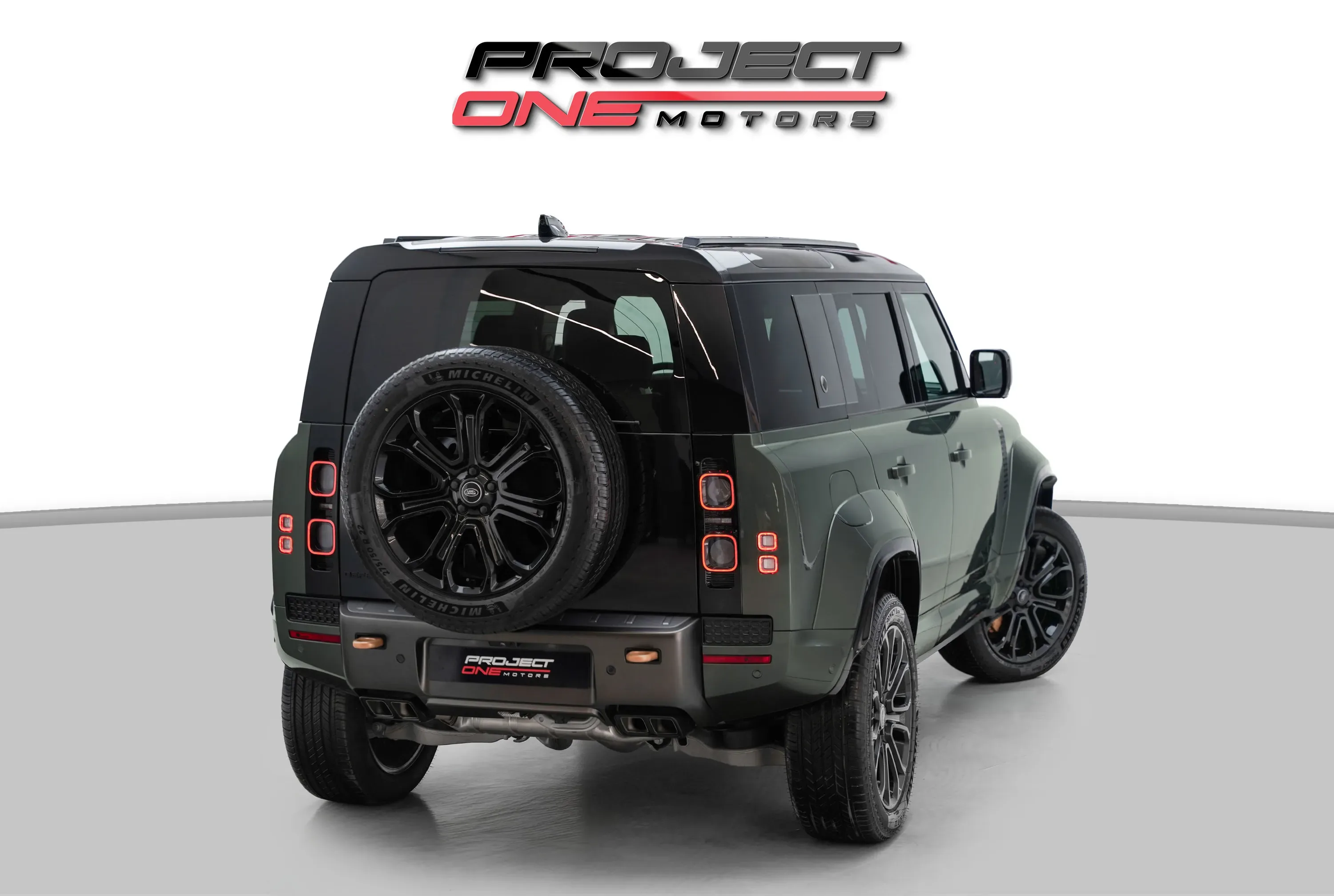 2025 Land Rover Defender 110 Octa Edition One P635 thumbnail 4