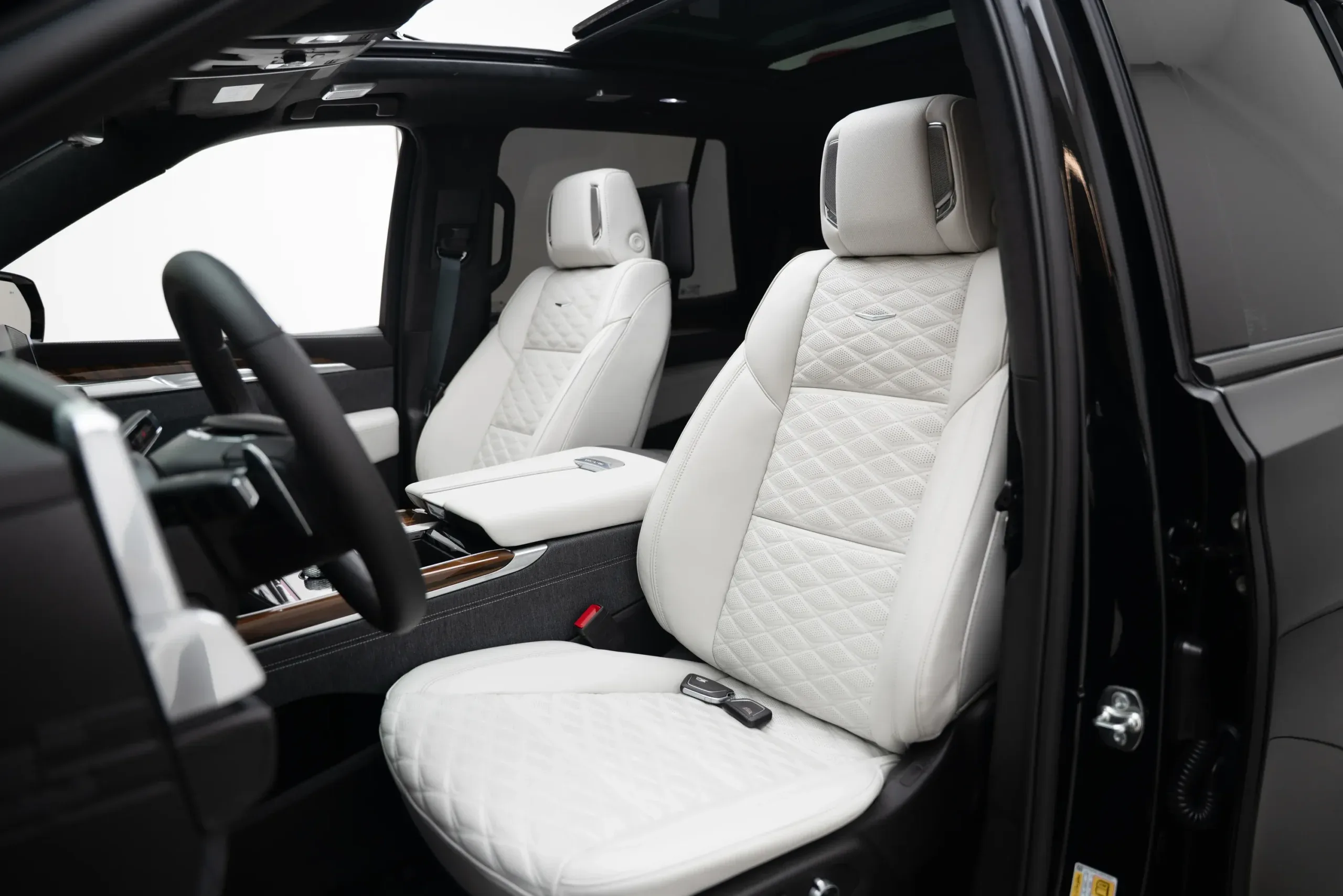 2025 Cadillac Escalade 600 Sport Platinum with Warranty and Service Contract thumbnail 9