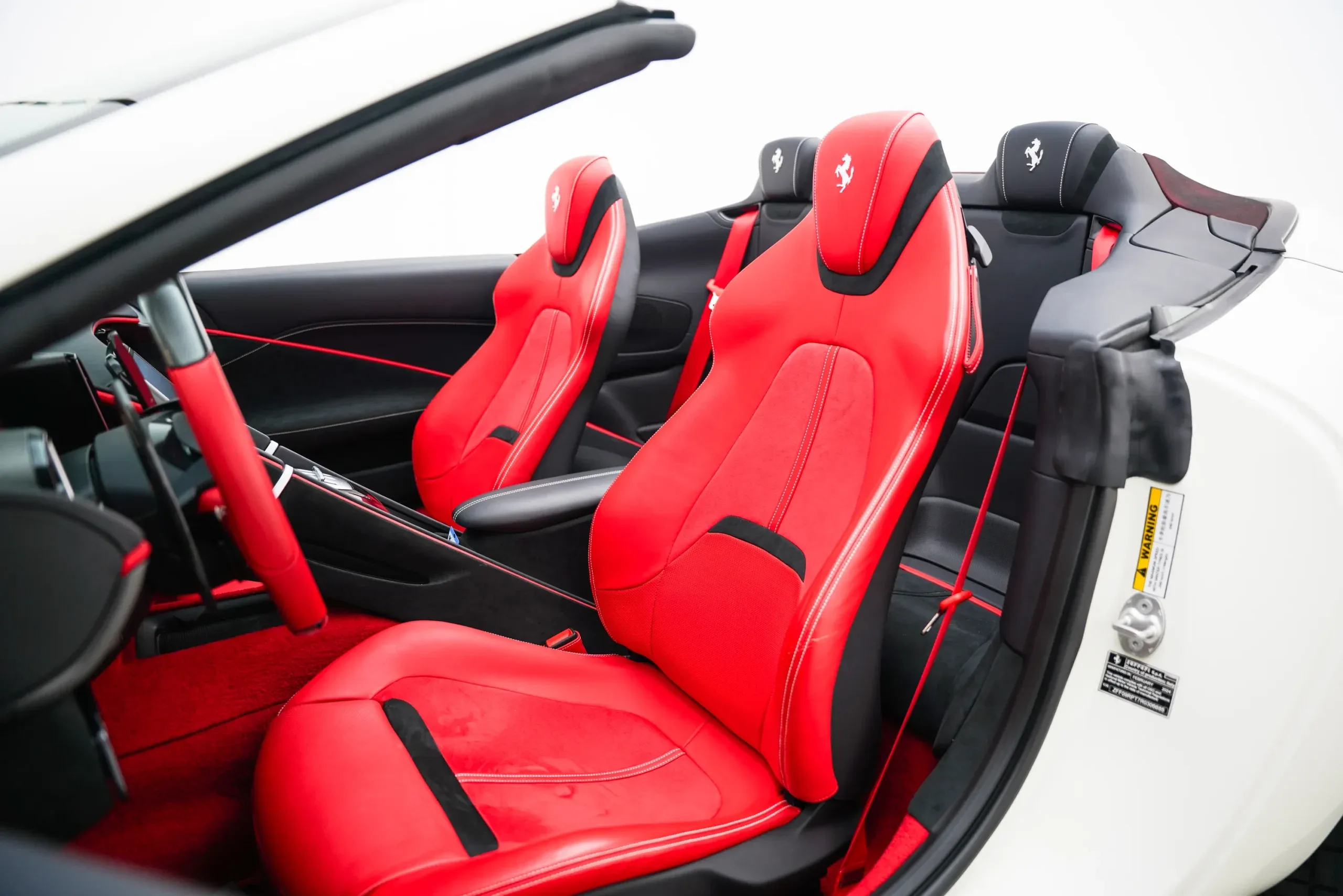 2024 Ferrari Roma Spider with Warranty and Service Contract thumbnail 9
