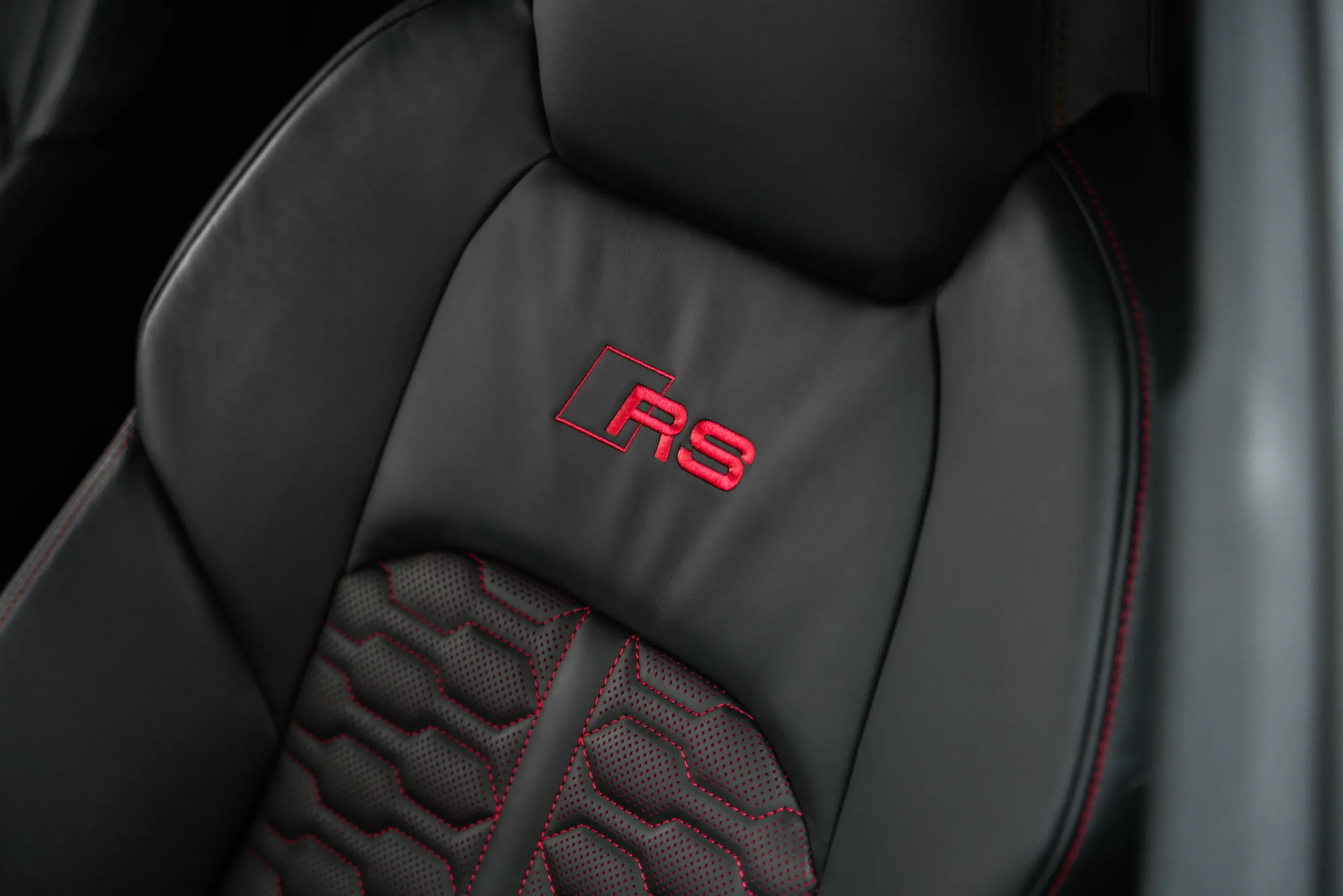 2024 Audi RS6 TFSI QUATTRO thumbnail 11