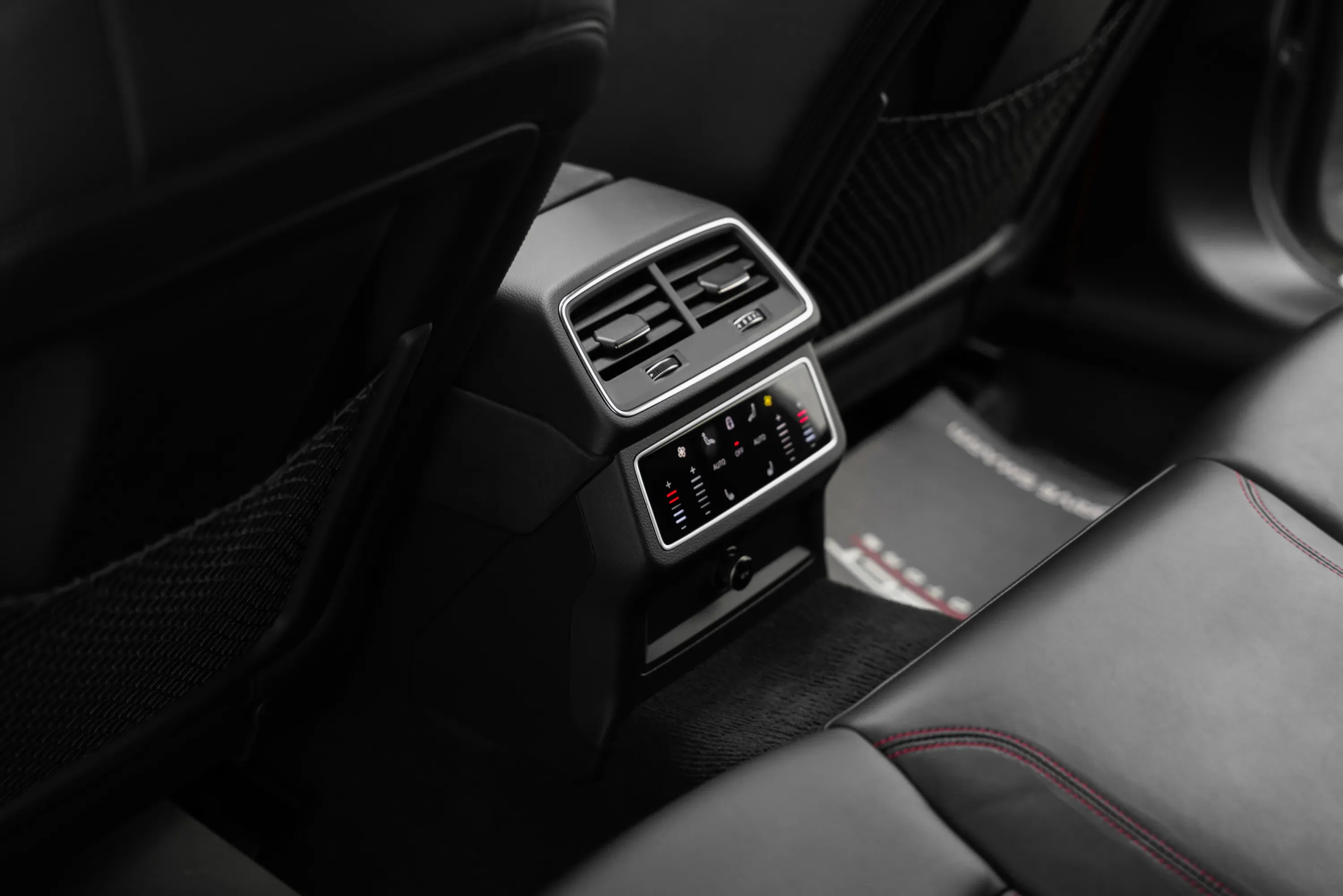 2024 Audi RS6 TFSI QUATTRO thumbnail 15
