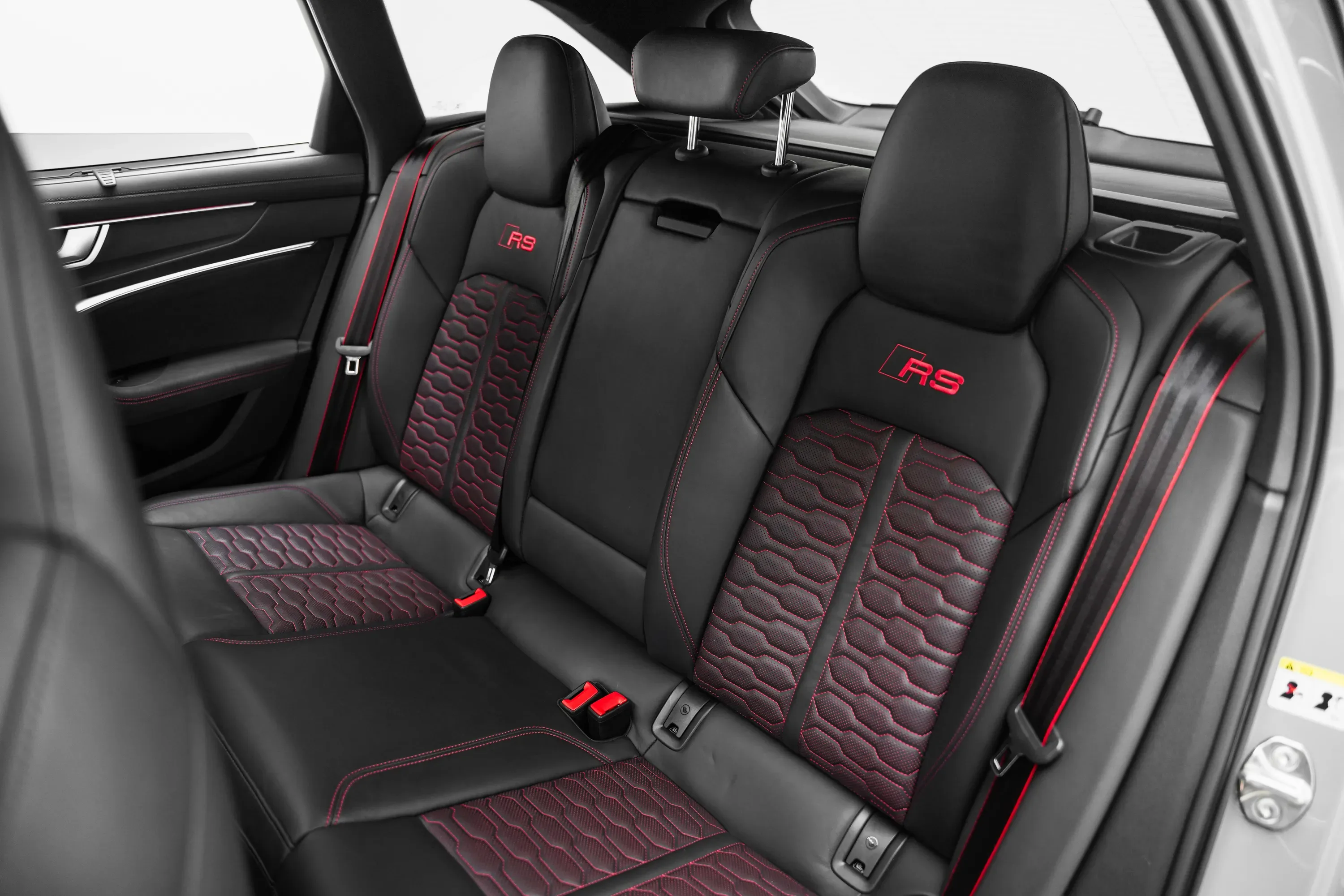 2024 Audi RS6 TFSI QUATTRO thumbnail 17