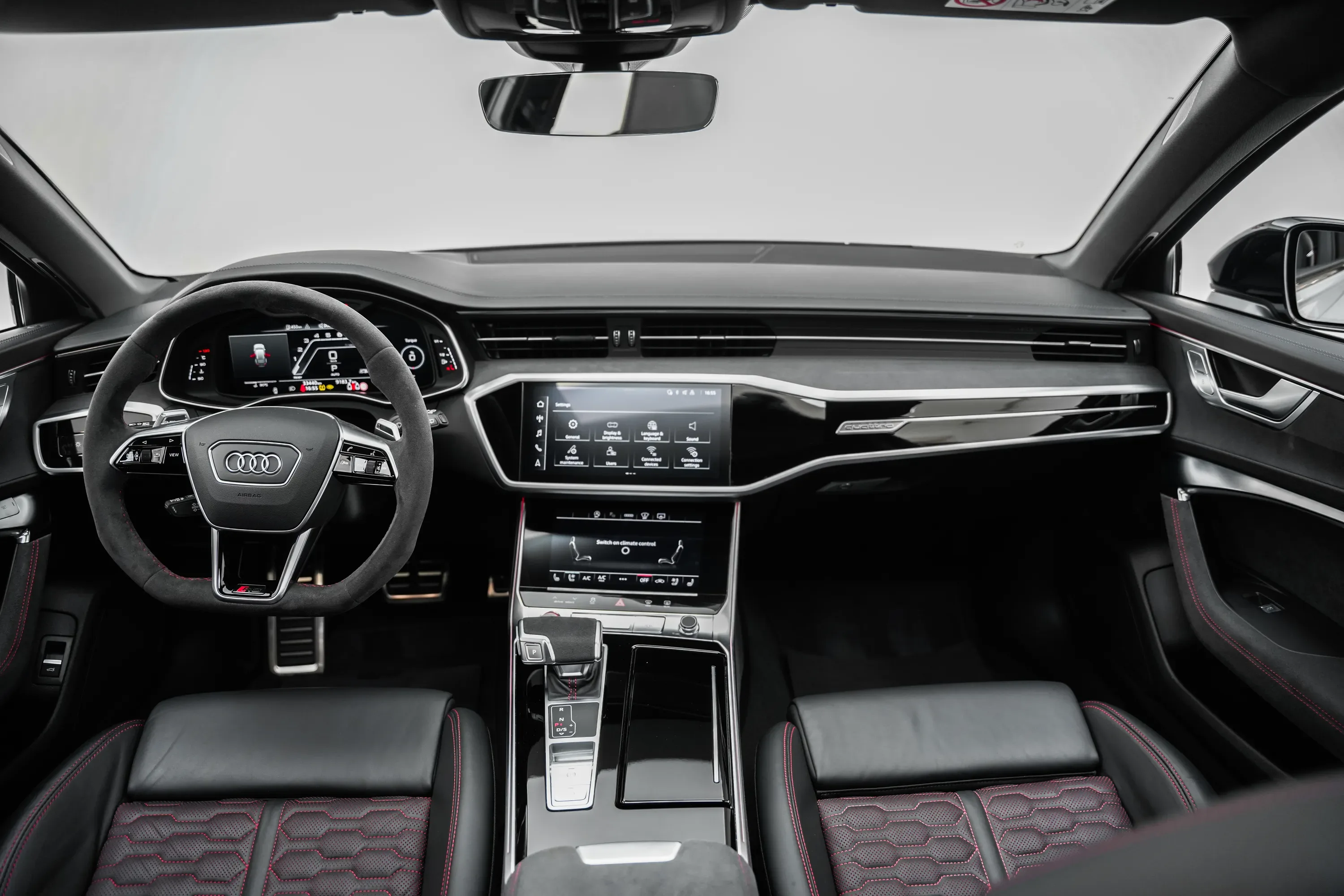 2024 Audi RS6 TFSI QUATTRO thumbnail 6