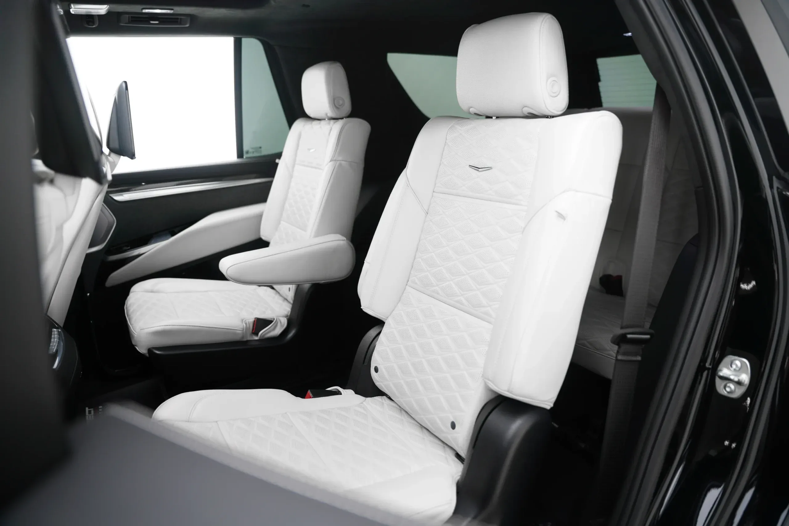 2025 Cadillac Escalade V with Service Contract thumbnail 15