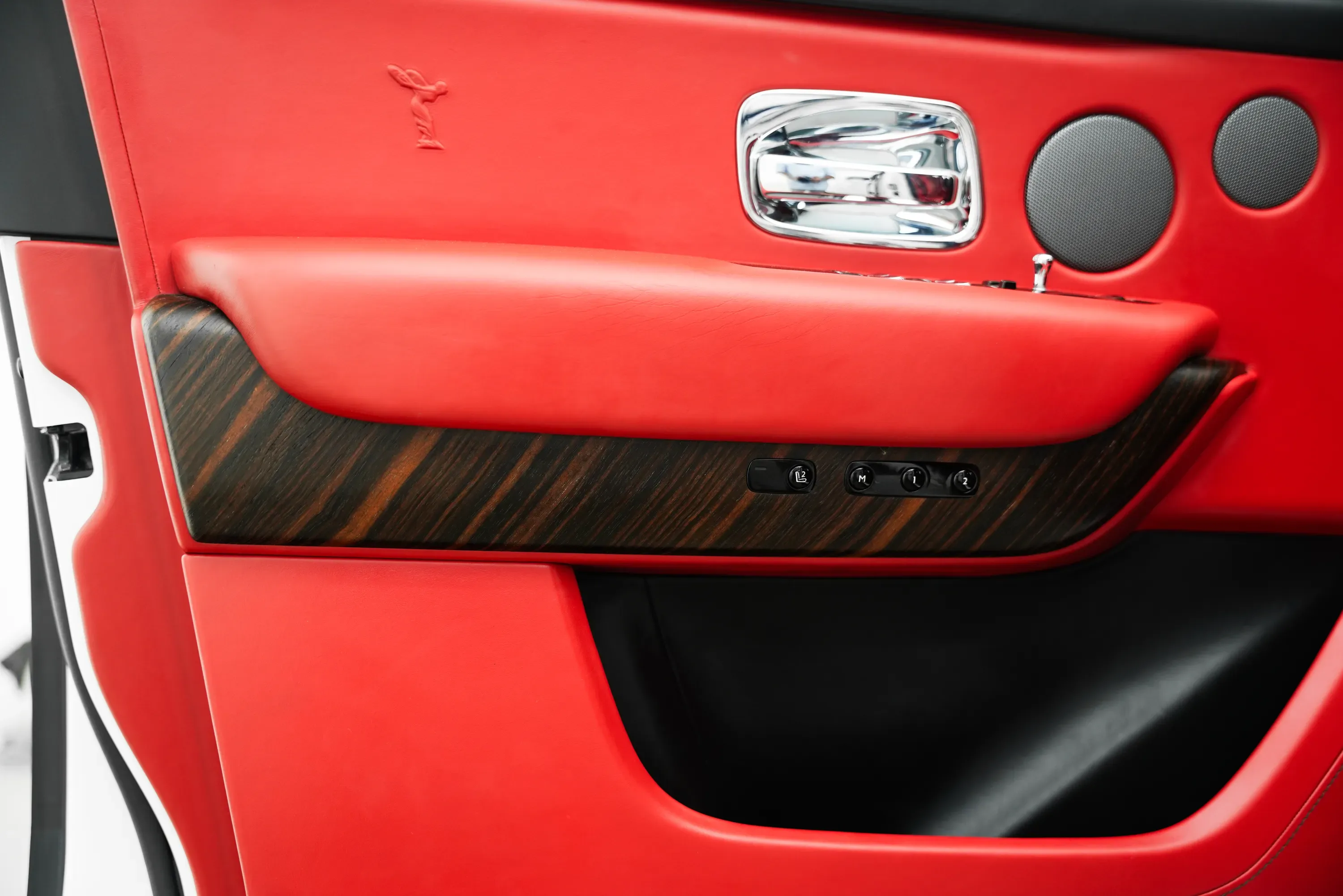 2021 Rolls-Royce Cullinan thumbnail 13