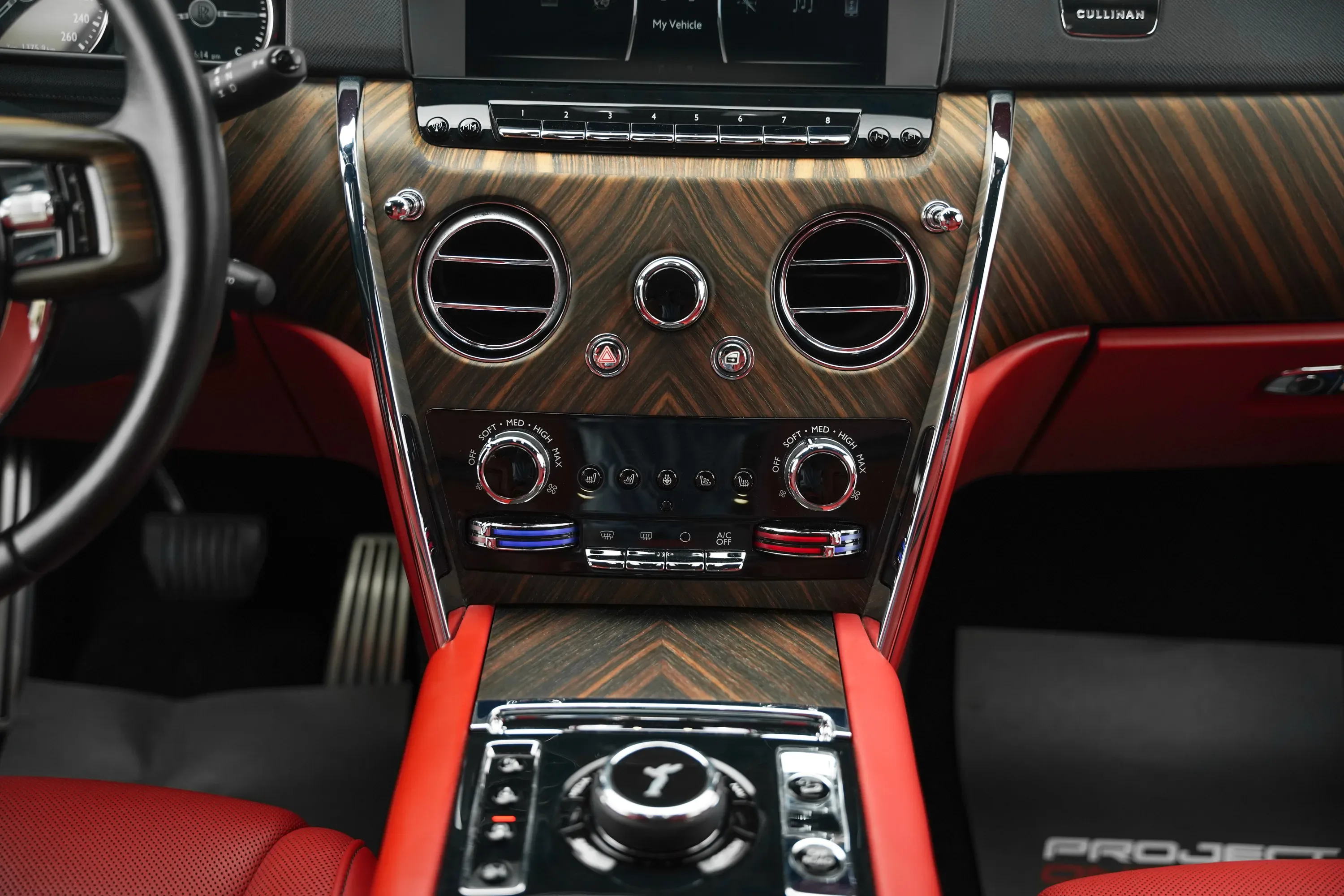 2021 Rolls-Royce Cullinan thumbnail 17