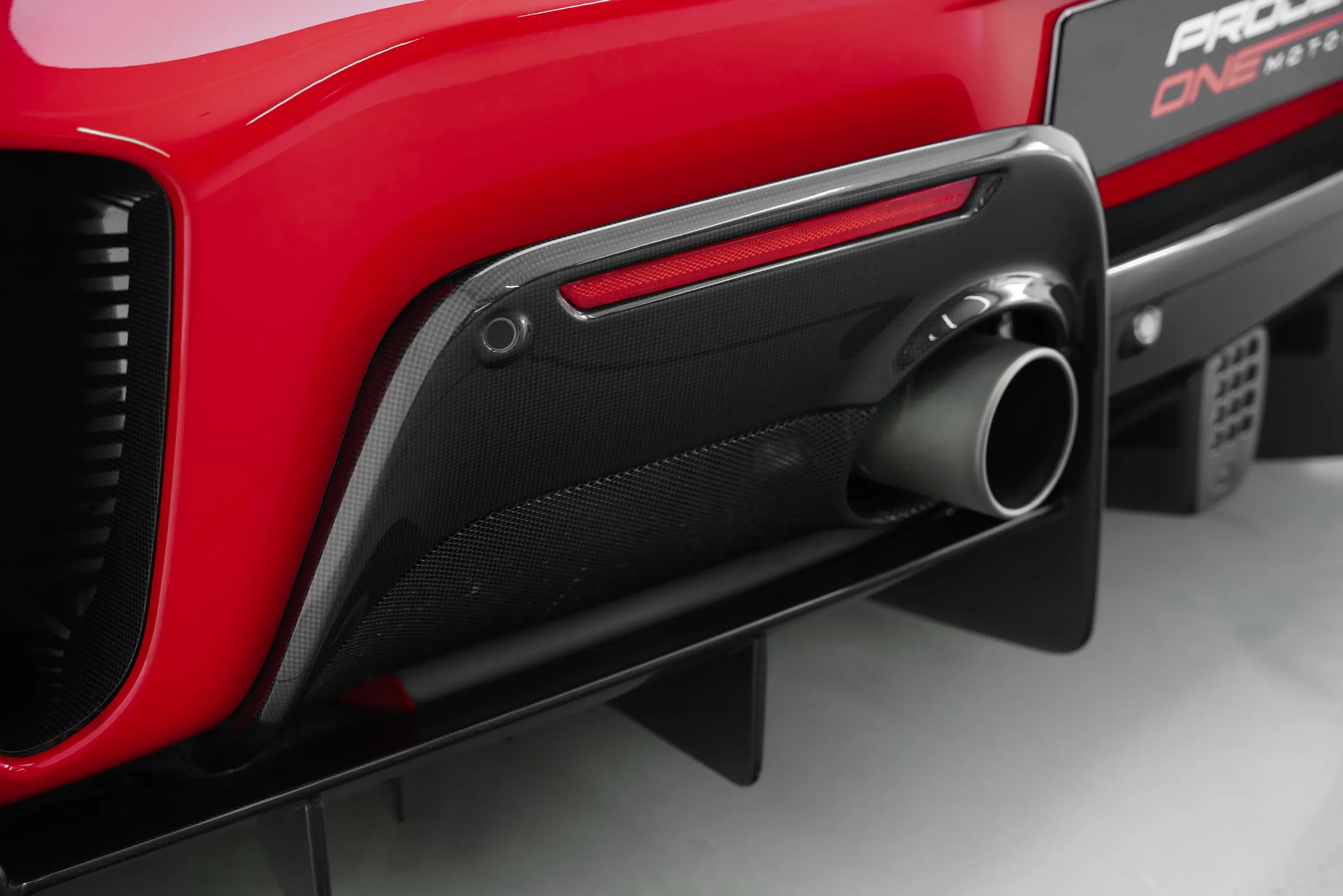 Ferrari 488 Pista Piloti with 7 Years Warranty thumbnail 6