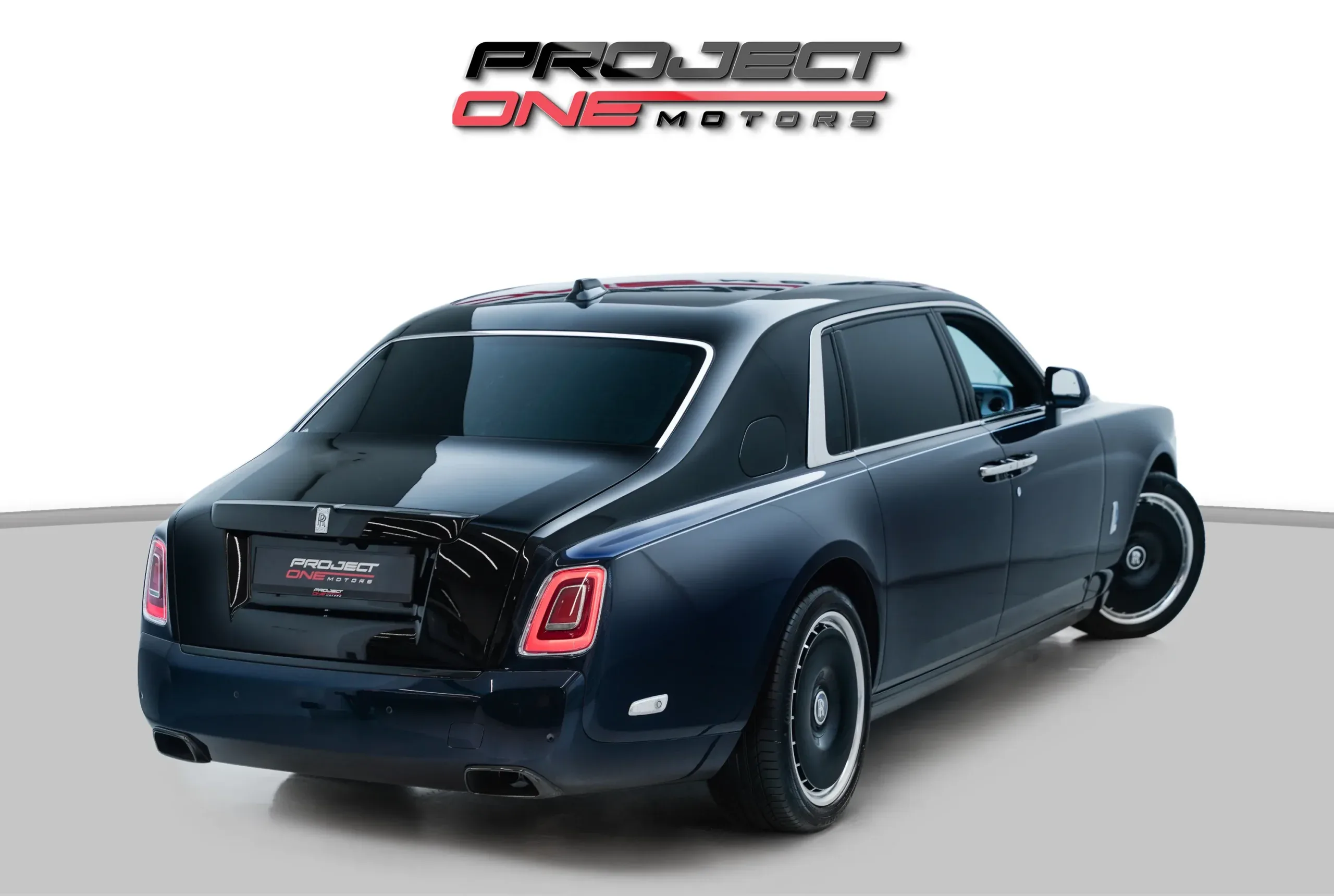 2026 Rolls-Royce Phantom EWB with 5 Years Warranty and Service Contract thumbnail 4