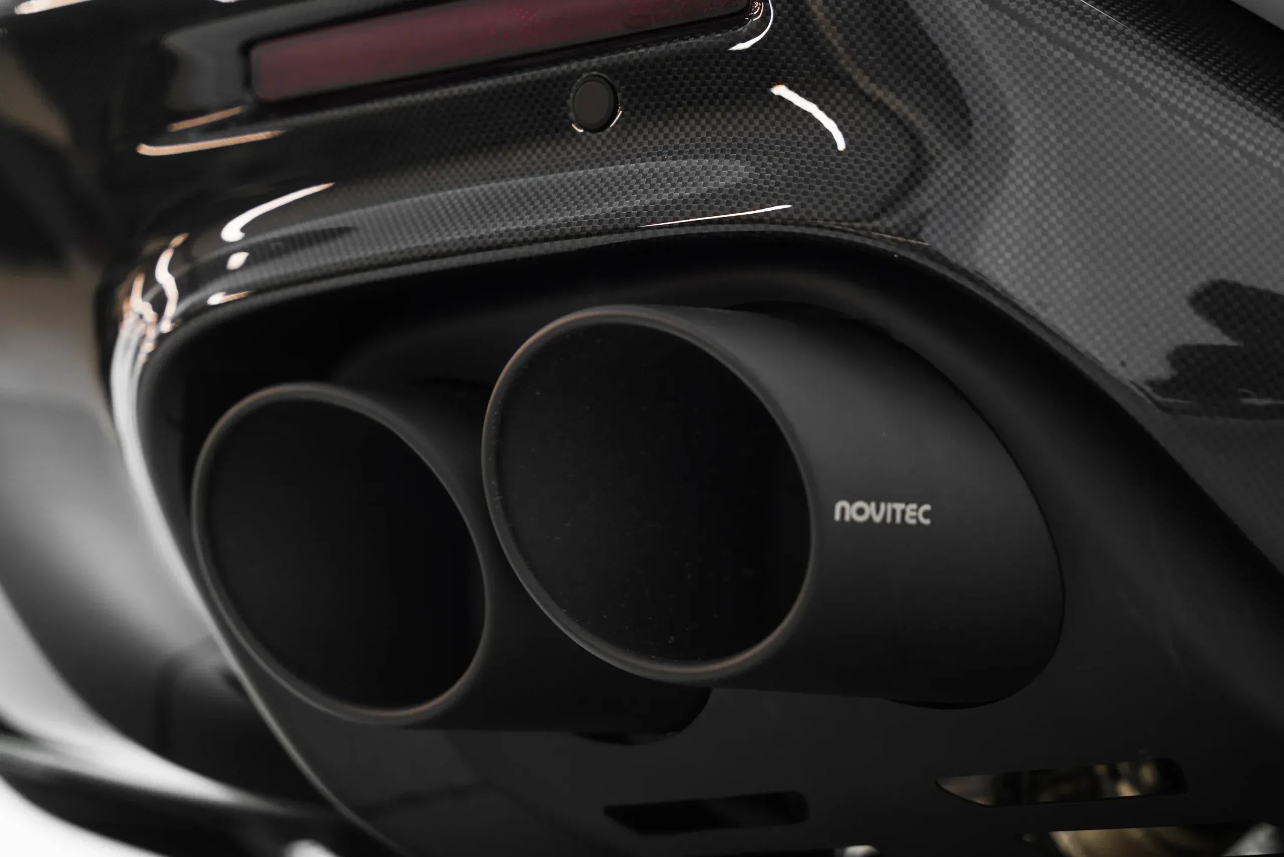 2025 Ferrari Purosangue with Novitec Kit thumbnail 18