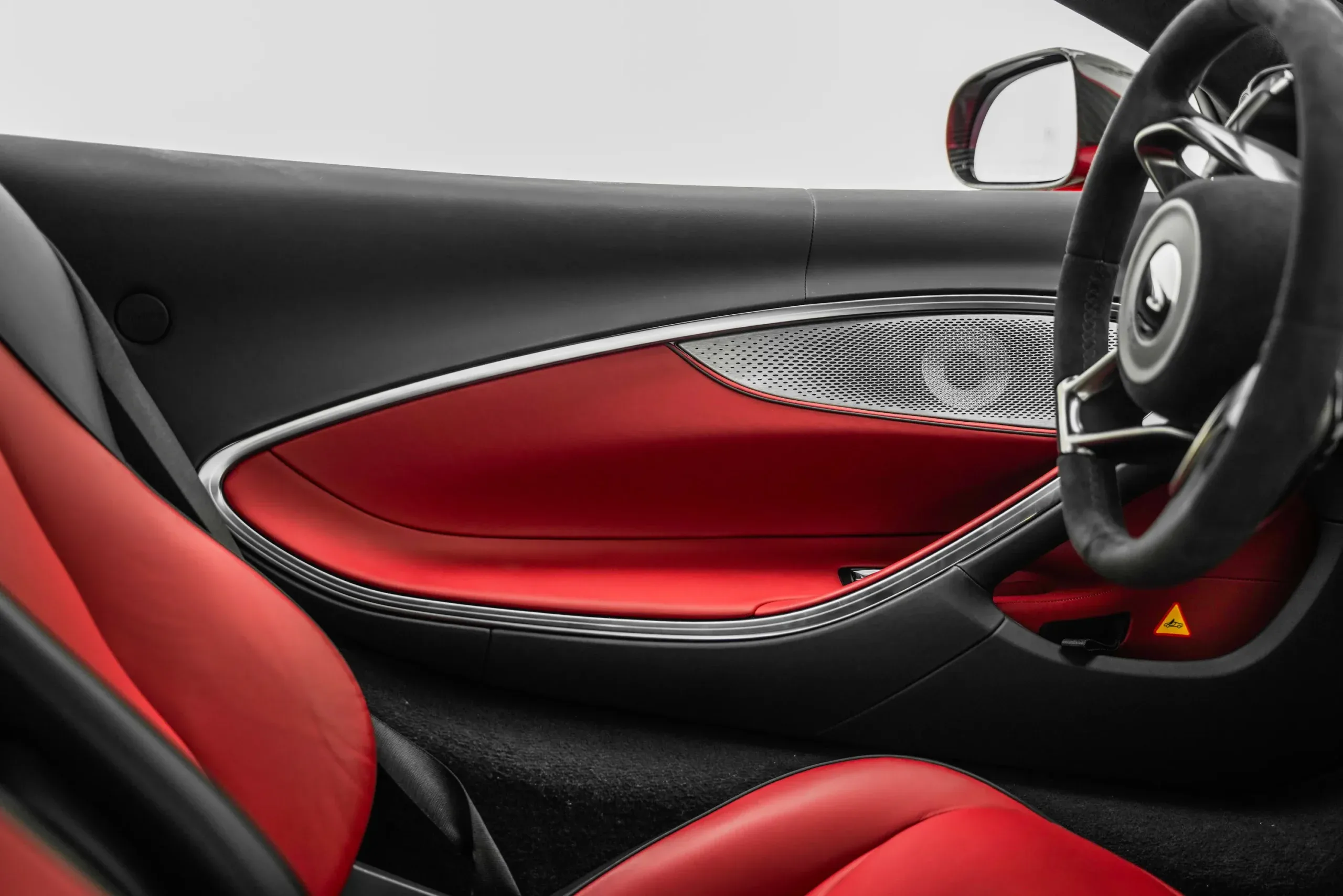 2024 Mclaren Artura thumbnail 12