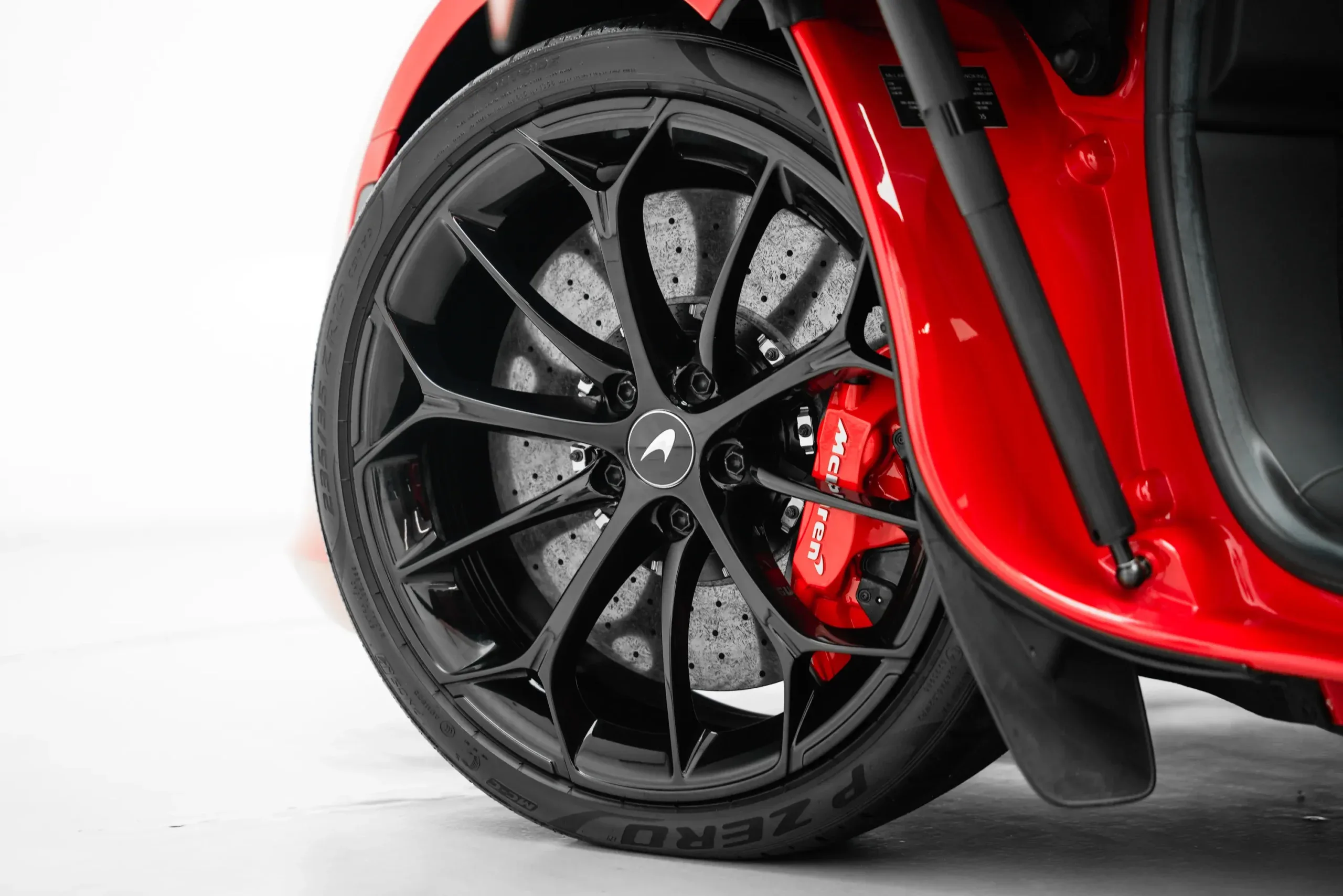 2024 Mclaren Artura thumbnail 17