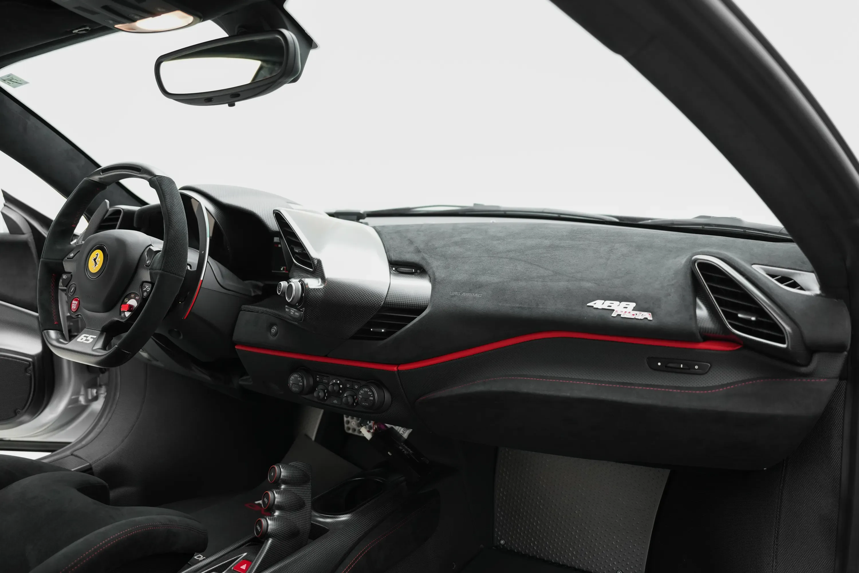 2019 Ferrari 488 Pista Piloti thumbnail 7