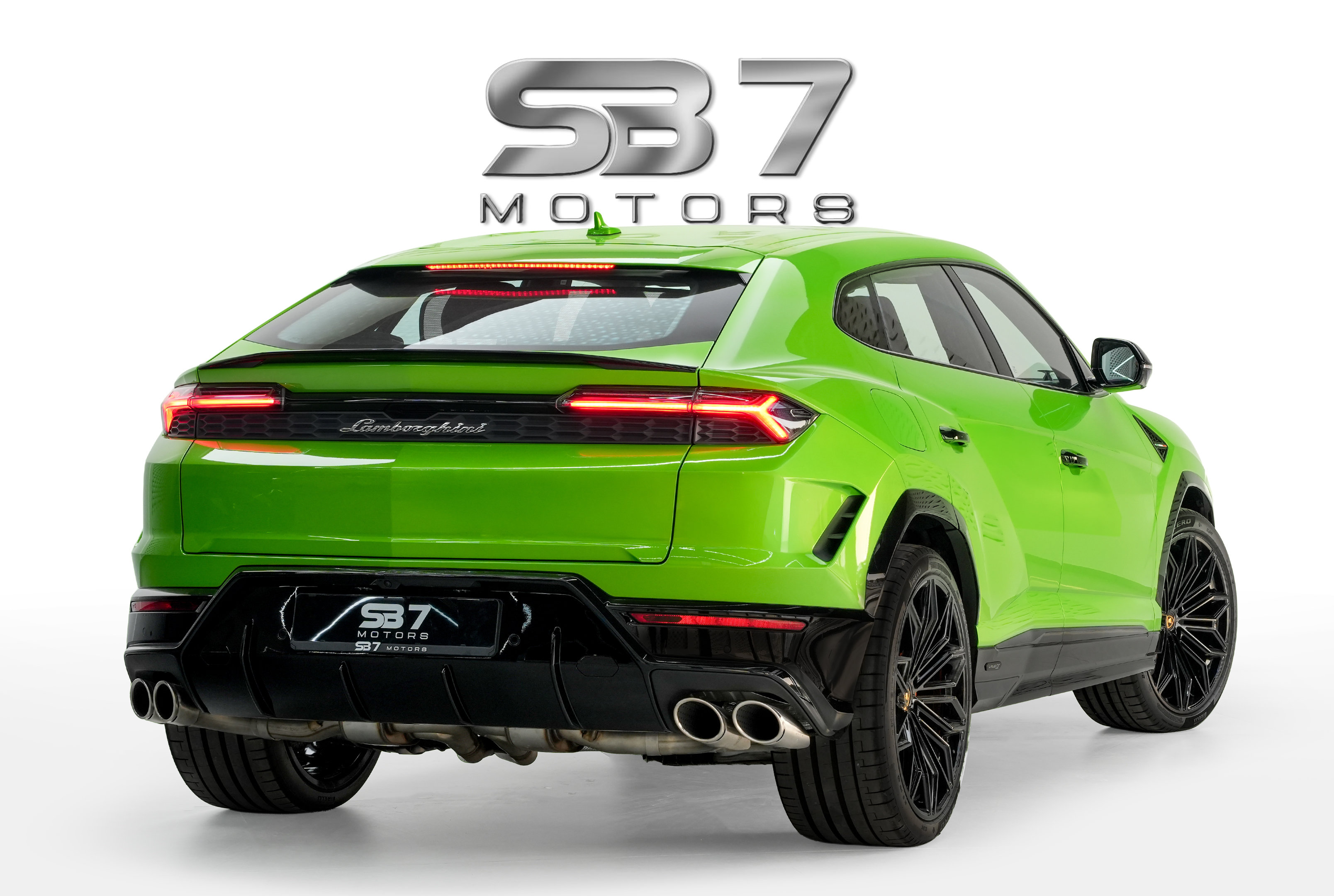2025 Lamborghini Urus SE Hybrid Performance - photo 3 of 15