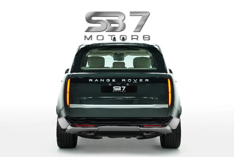 2025 Land Rover Range Rover Autobiography thumbnail 4
