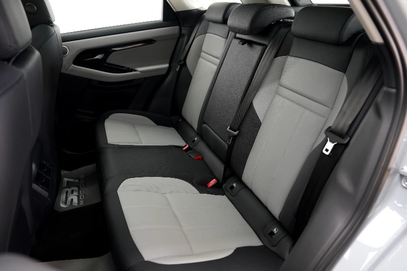 2025 Land Rover Range Rover Evoque Dynamic SE thumbnail 11