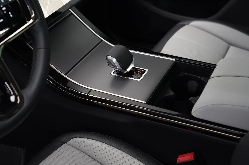 2025 Land Rover Range Rover Evoque Dynamic SE thumbnail 7