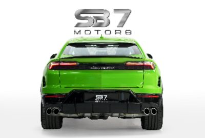 2025 Lamborghini Urus SE Hybrid Performance thumbnail 4