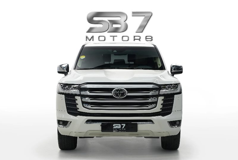 2022 Toyota Land Cruiser Vxr thumbnail 2