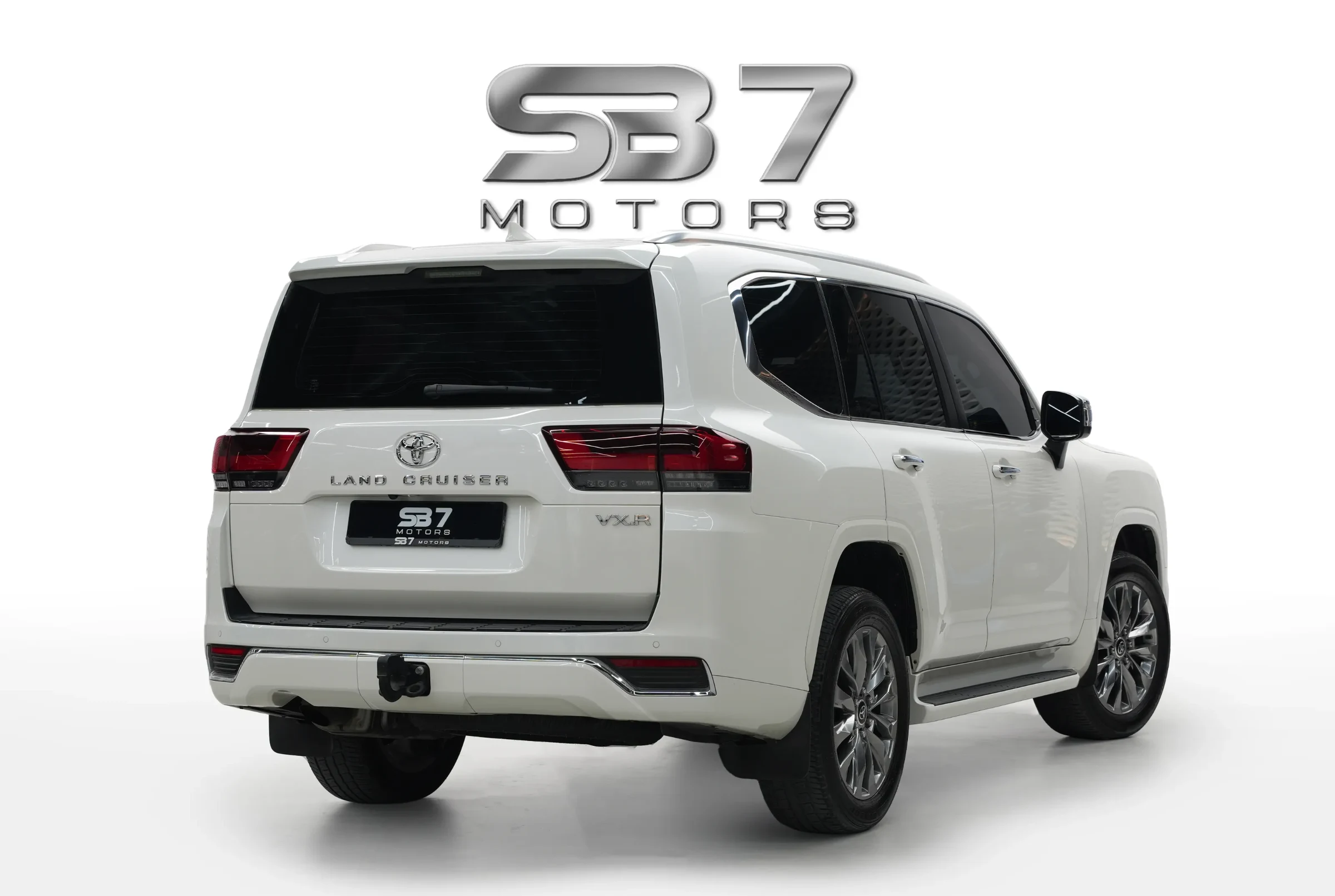 2022 Toyota Land Cruiser Vxr - photo 3 of 16